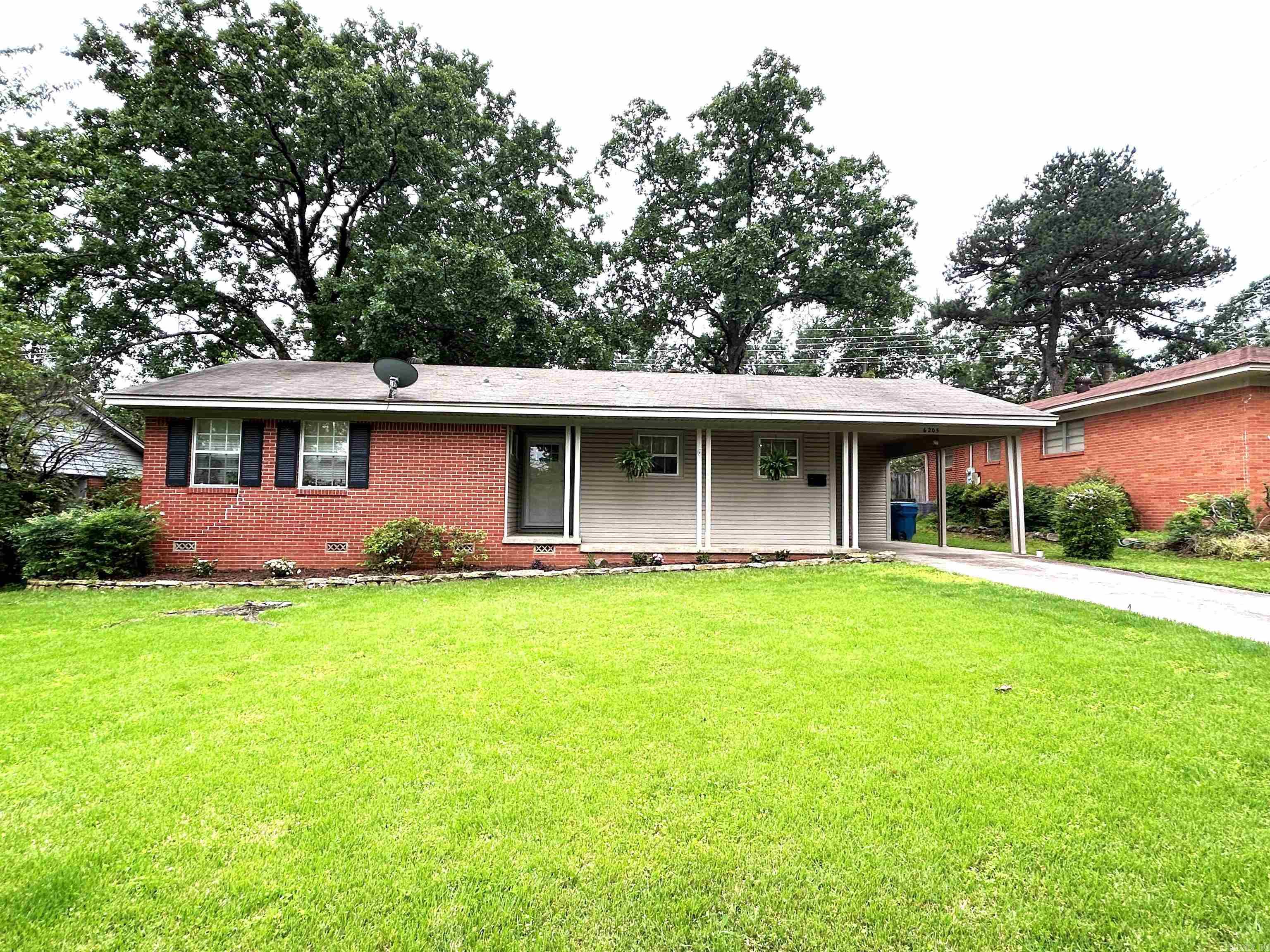 RIDGECREST MANOR - Residential