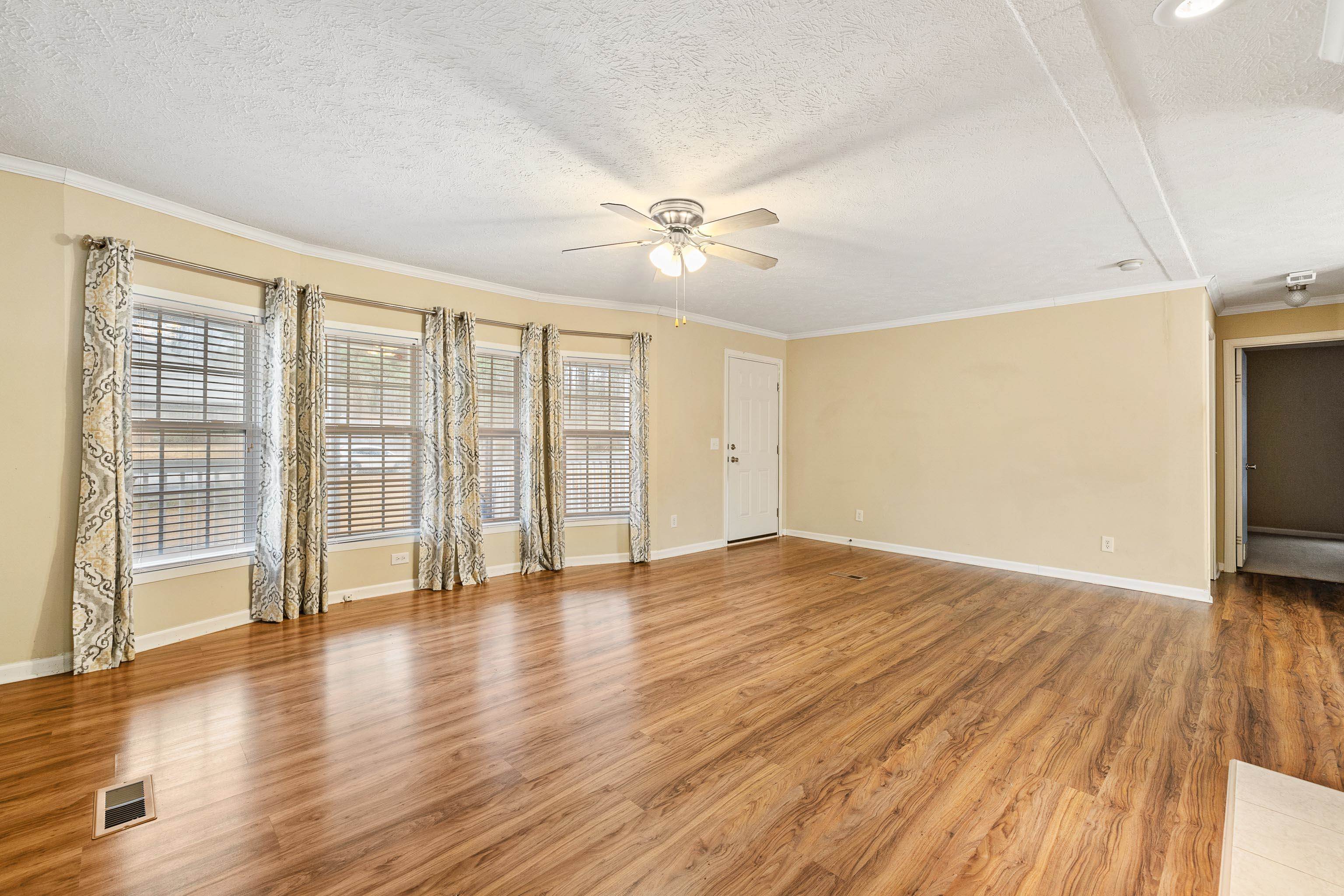 PINEY WOODS - Residential