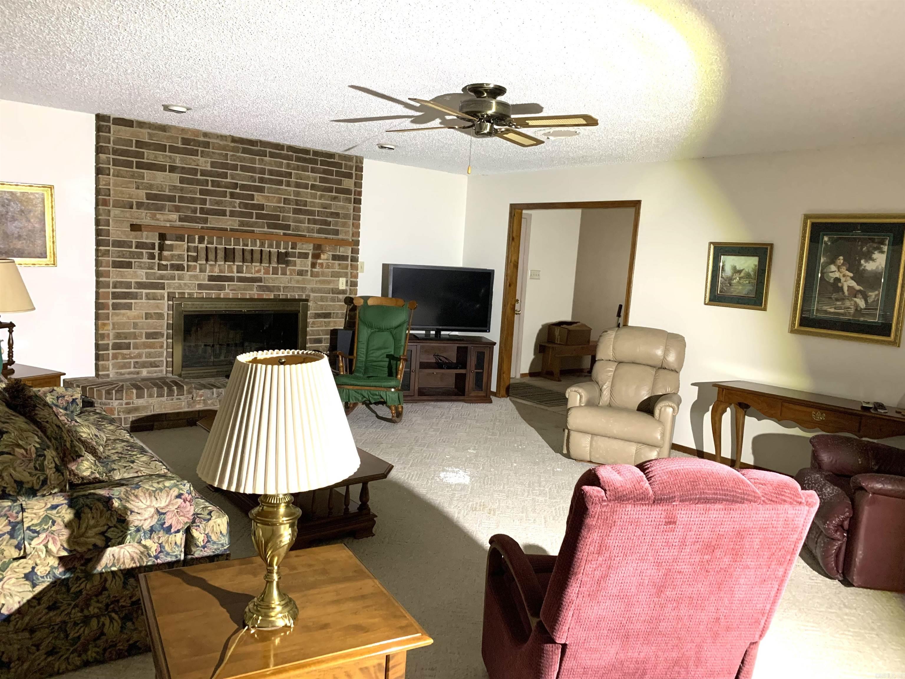 SMALL WOOD PLACE - Residential