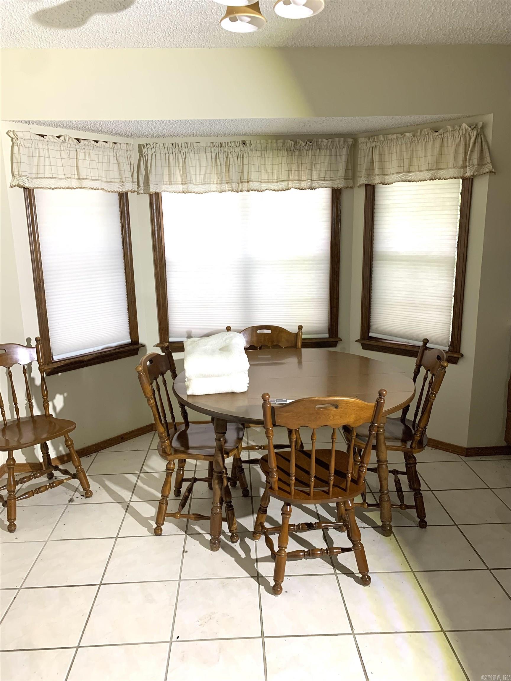 SMALL WOOD PLACE - Residential