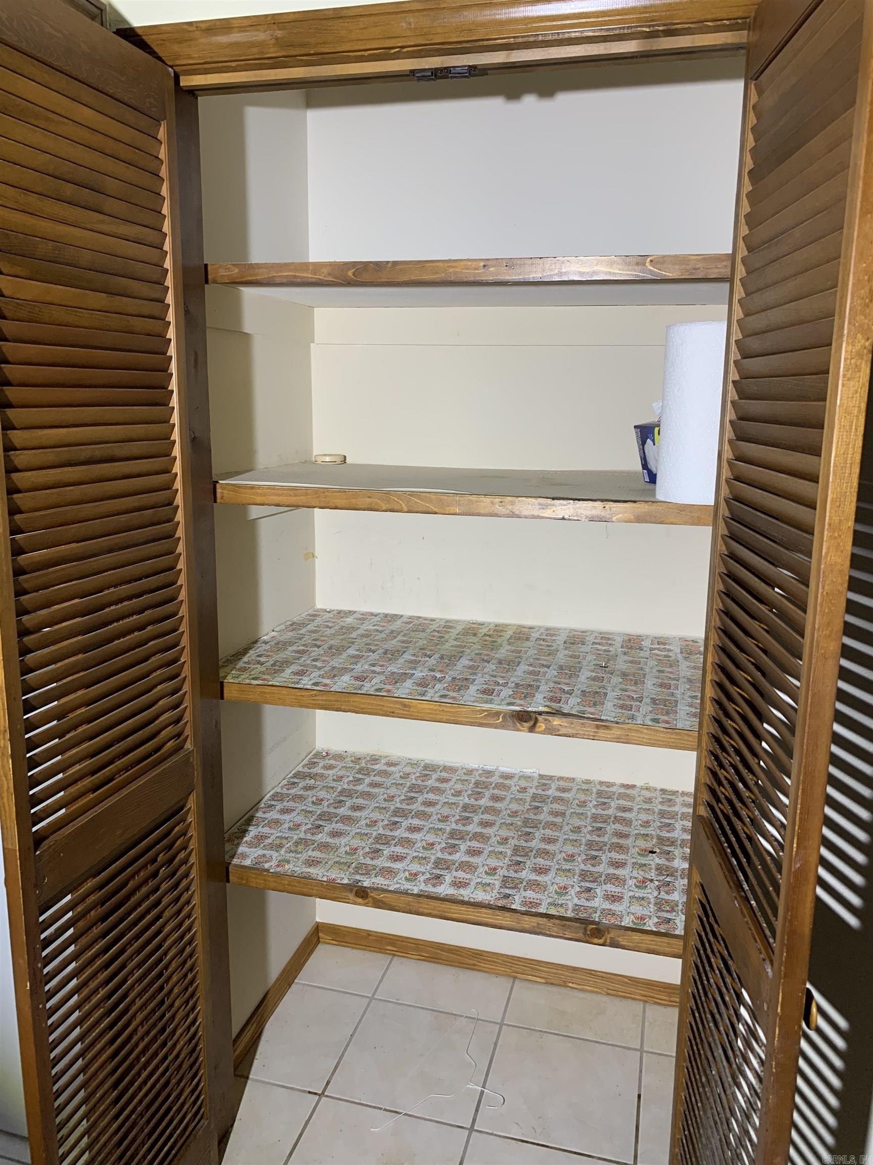 SMALL WOOD PLACE - Residential