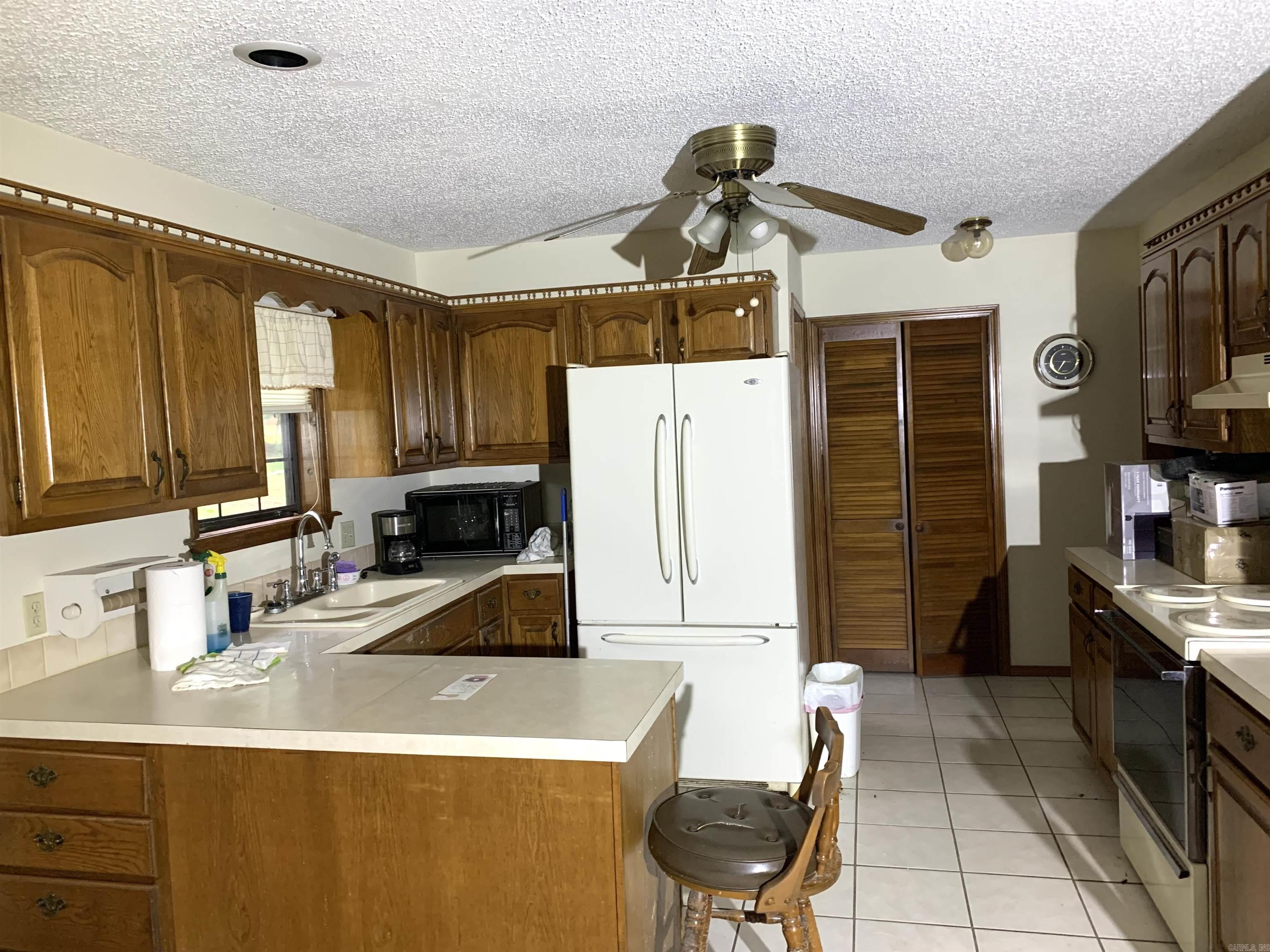 SMALL WOOD PLACE - Residential