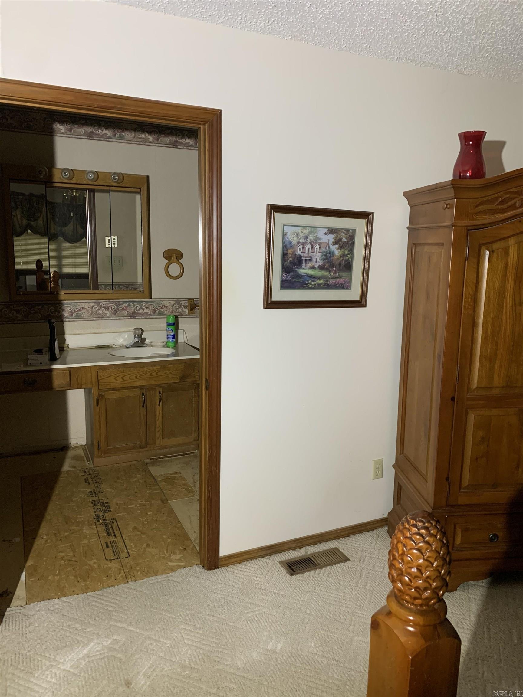 SMALL WOOD PLACE - Residential