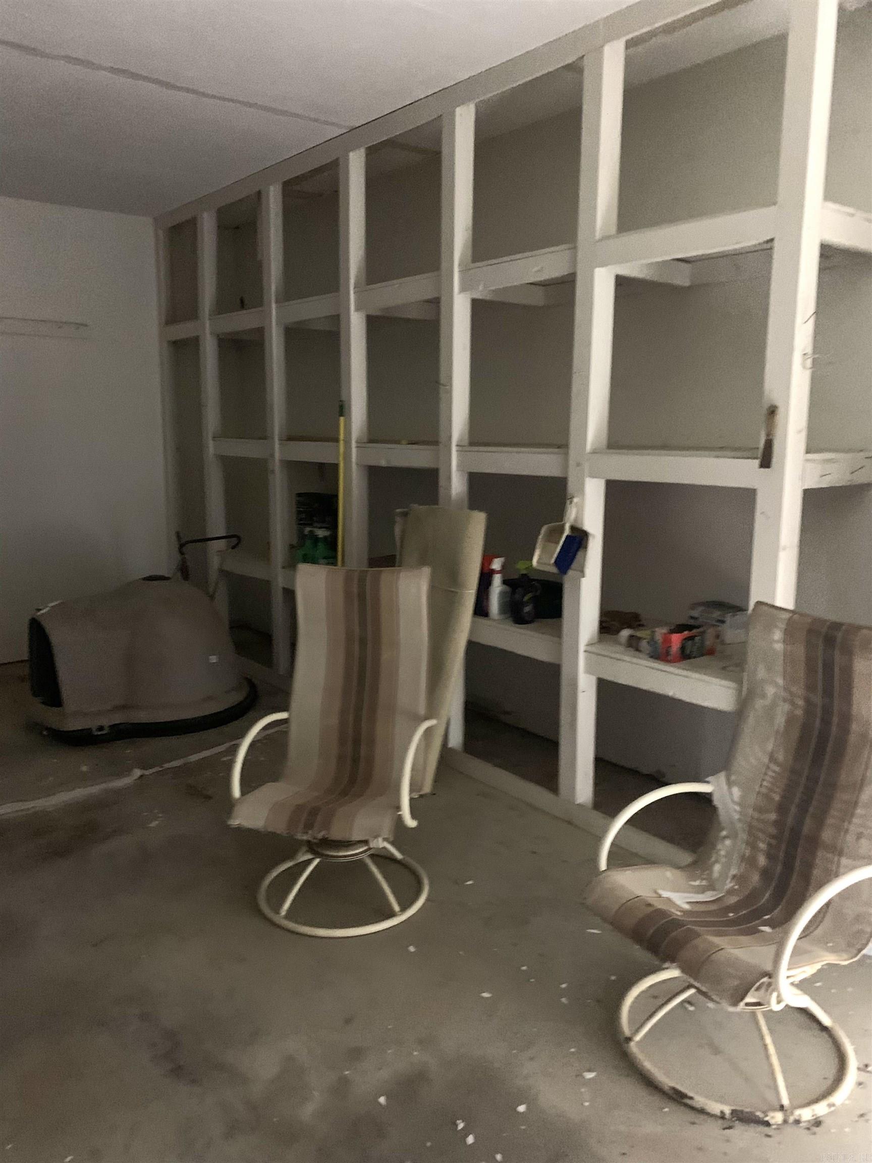 SMALL WOOD PLACE - Residential