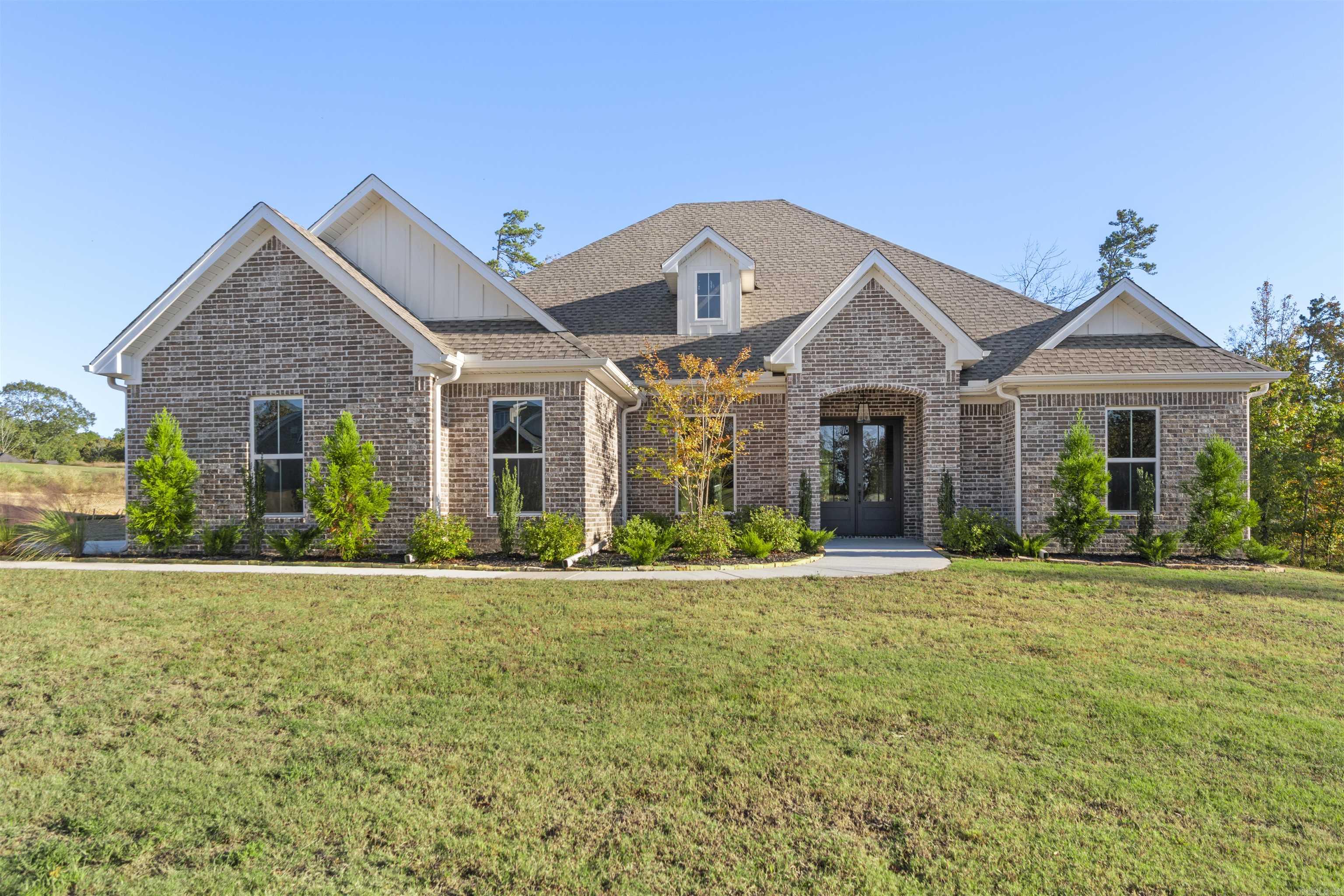 CHARLESTON PLACE SUBDIVISION - Residential