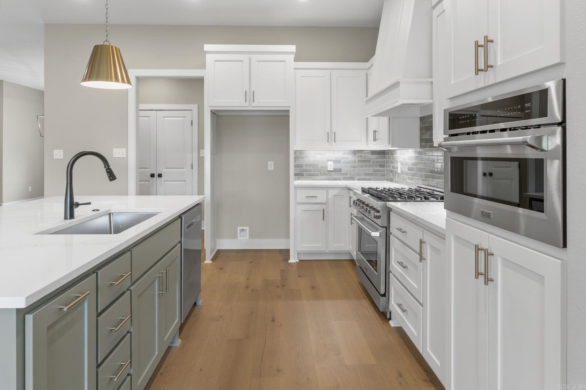 CHARLESTON PLACE SUBDIVISION - Residential