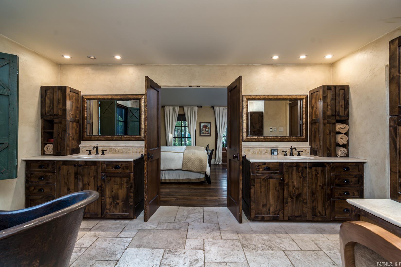 PLEASANT VALLEY - Residential