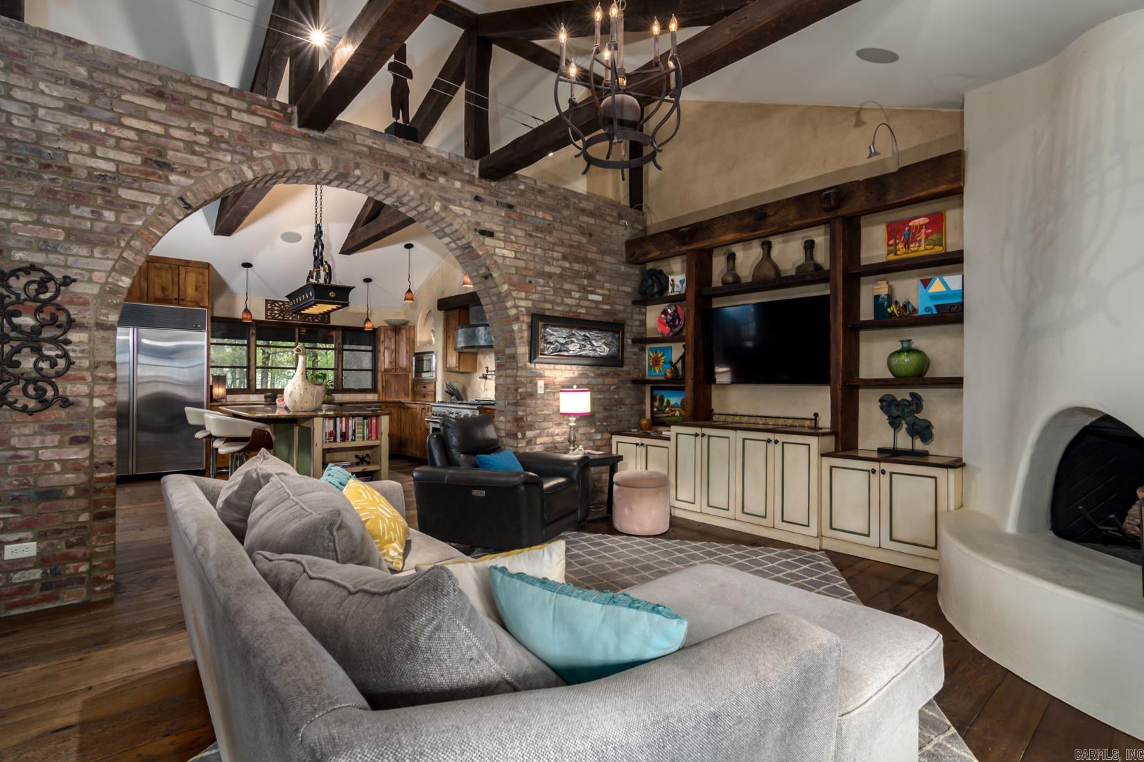 PLEASANT VALLEY - Residential