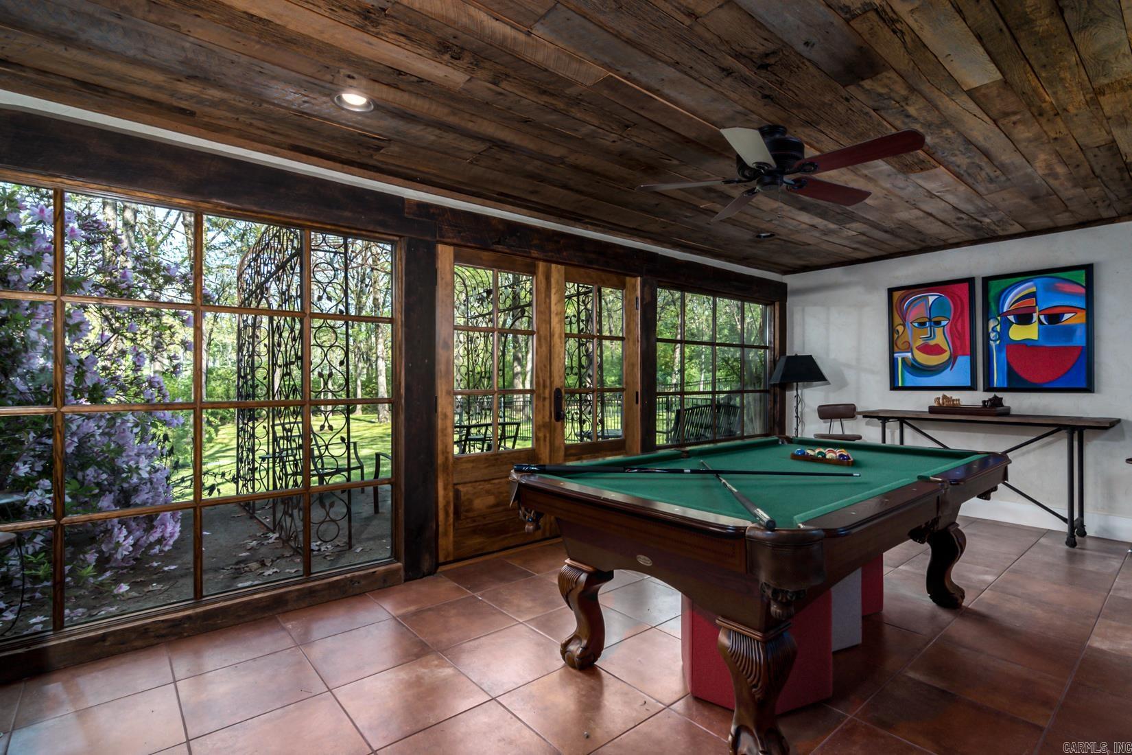 PLEASANT VALLEY - Residential