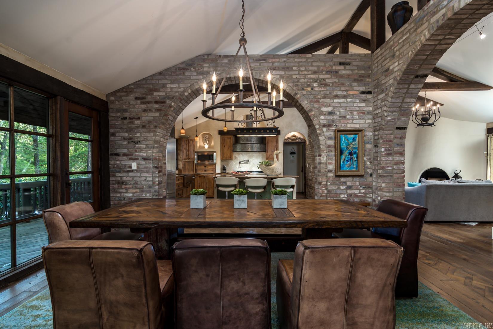 PLEASANT VALLEY - Residential