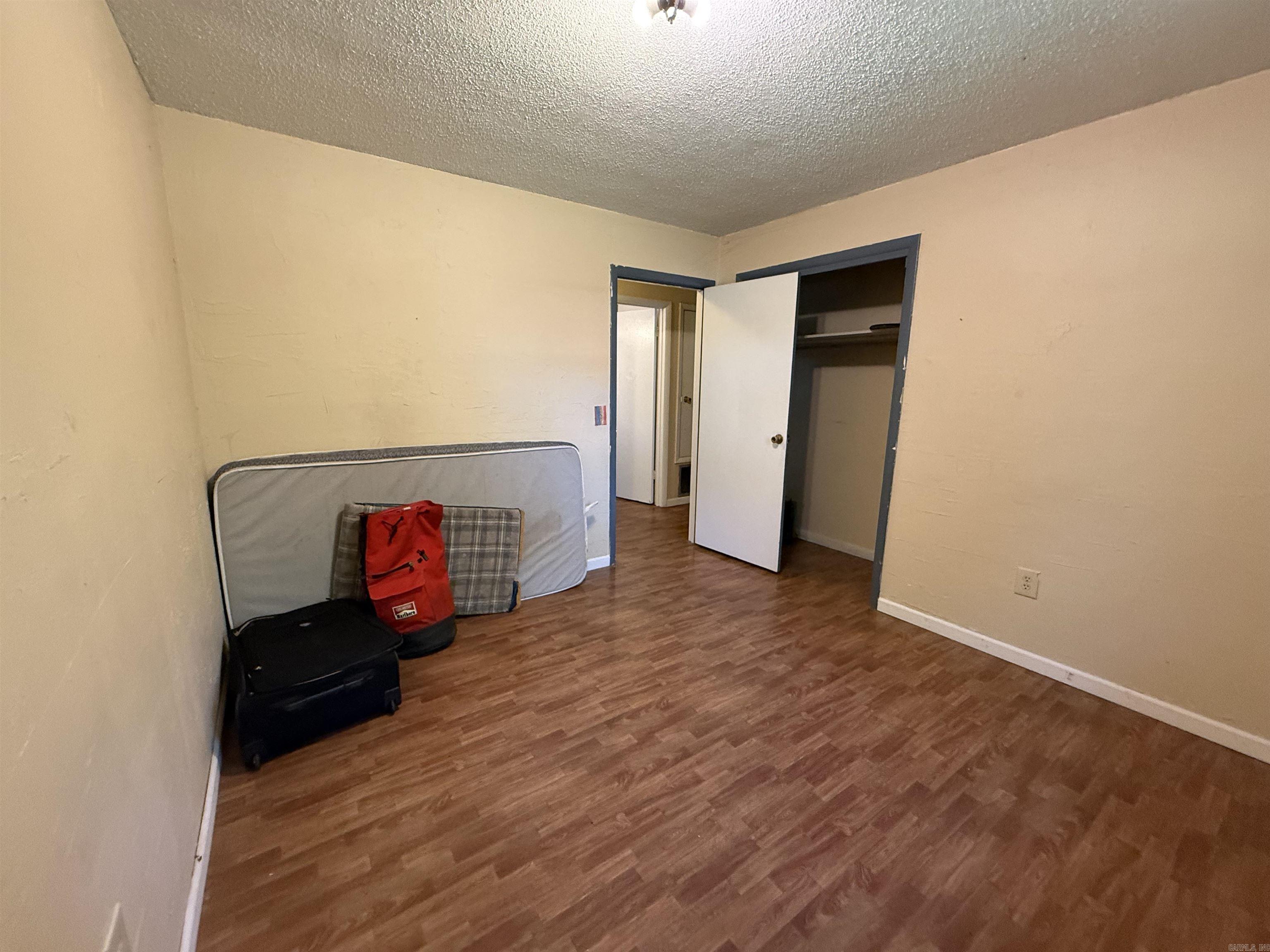 PIGGOTT - Residential