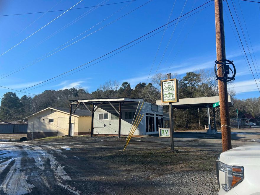 Great business opportunity!  Newly opened RV Park just ff busy Hwy 65 on Hwy 65 B.  Great income potential. 16 RV spots and  3.5 acres to extend for more RV sots.  Also has an 800 ft building and a 2800 ft shop.  Please see confidential remarks for more info. Front building is a 2 bedroom and 1.5 bath rental.