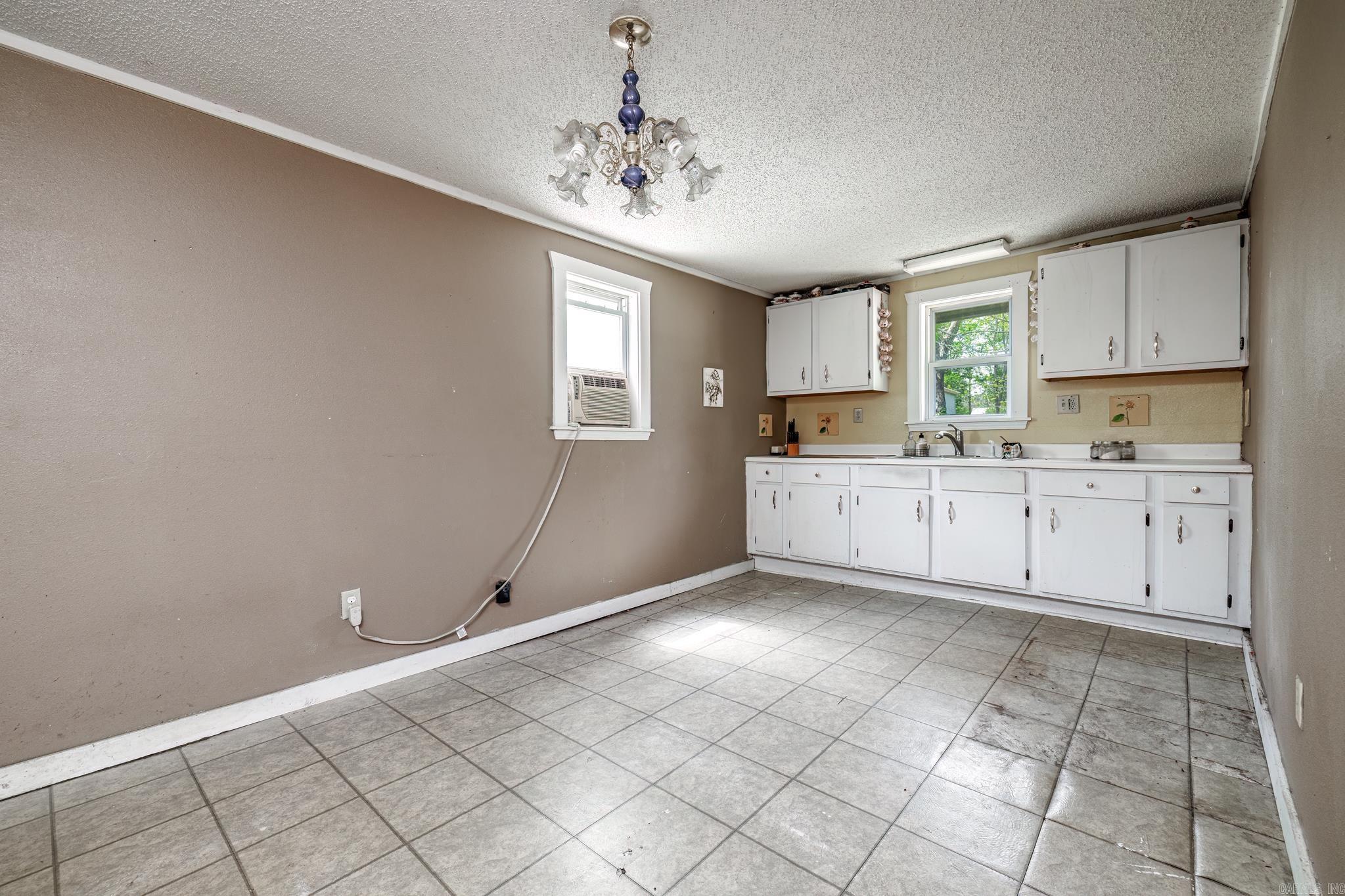 ROBIN SMITHS ADDN - Residential