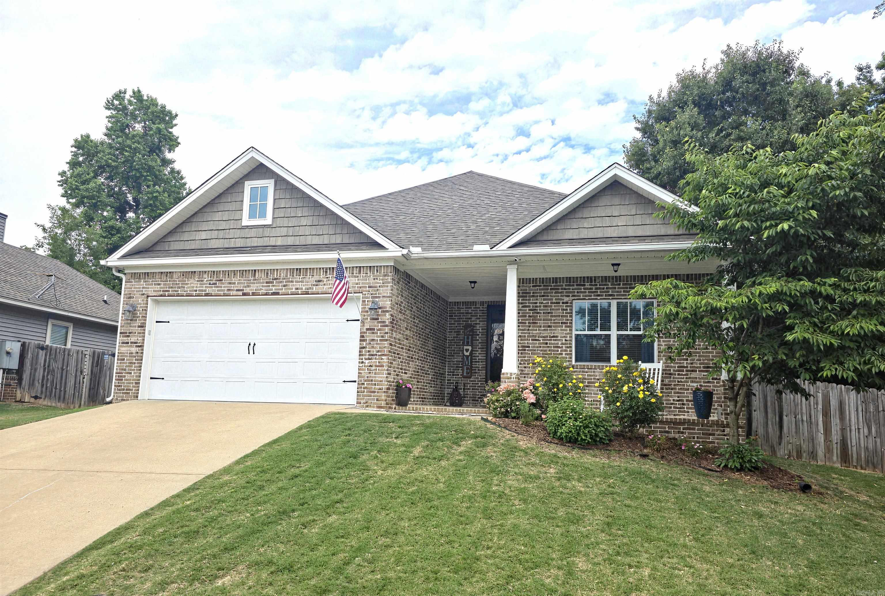 HALEY COURT - Residential