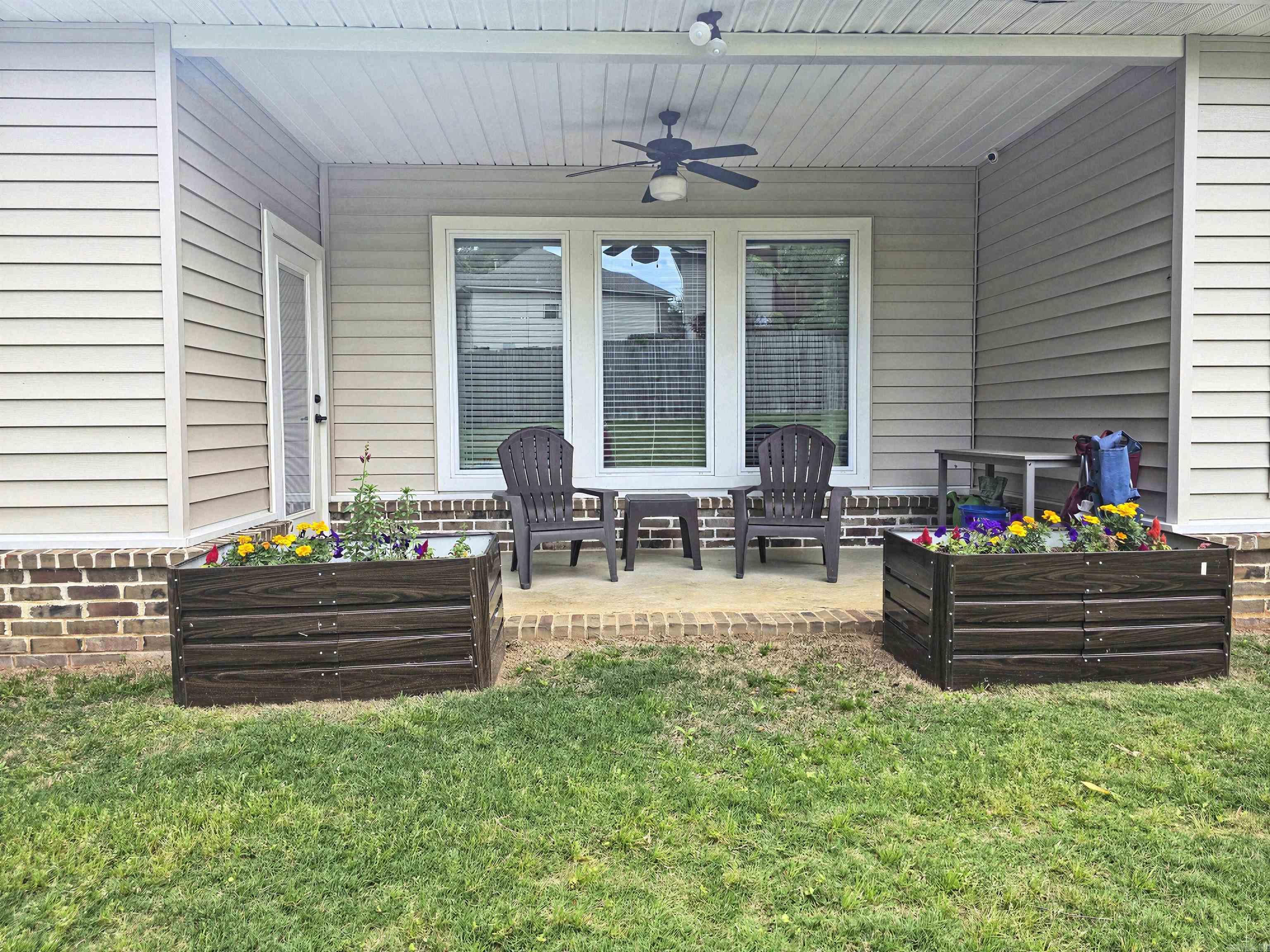 HALEY COURT - Residential