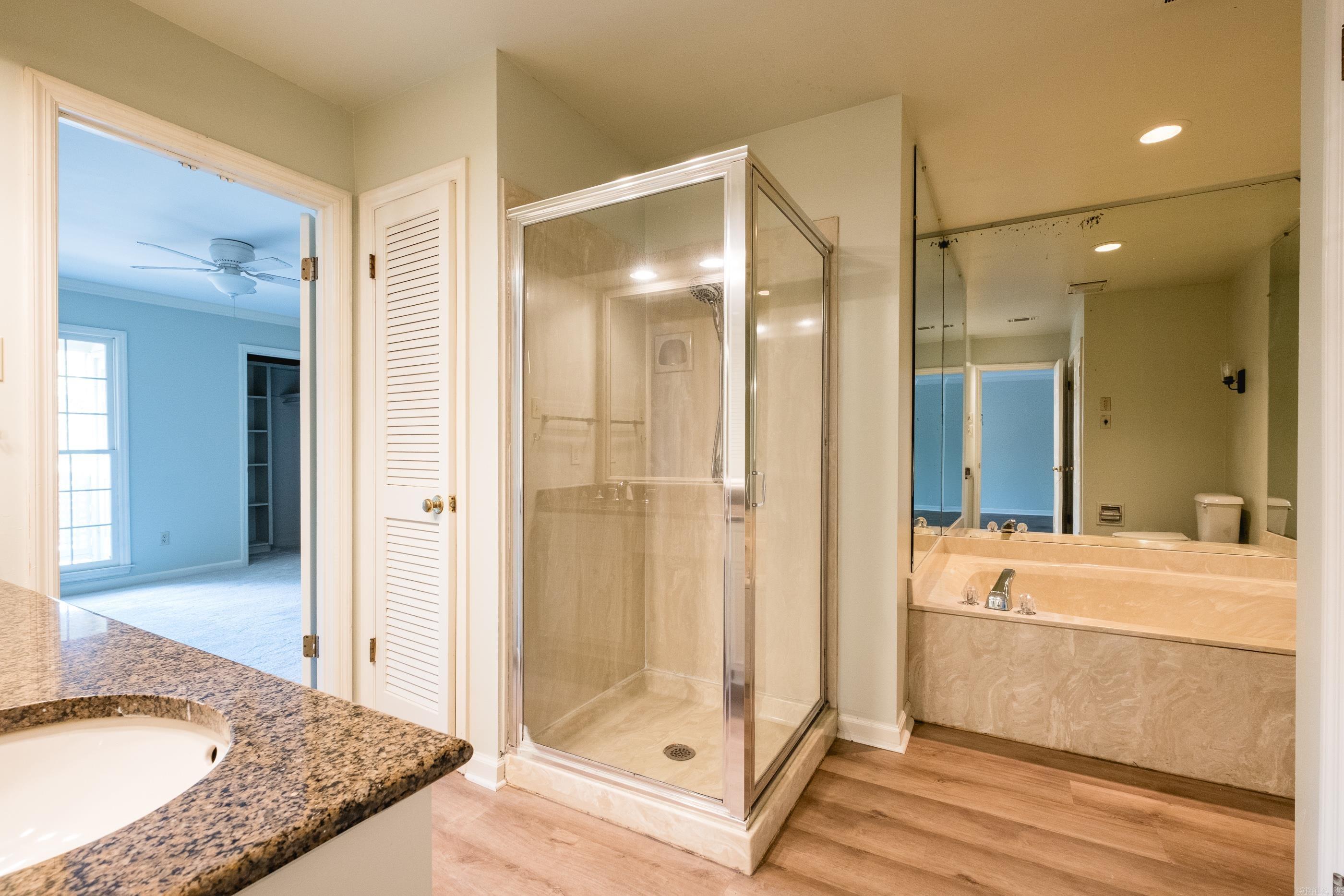 LINDEN COURT CONDO HPR - Residential