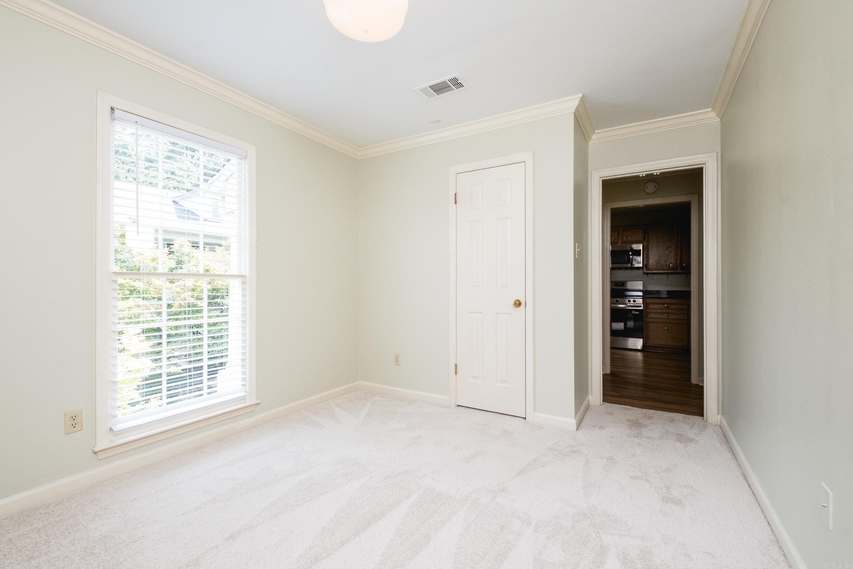 LINDEN COURT CONDO HPR - Residential