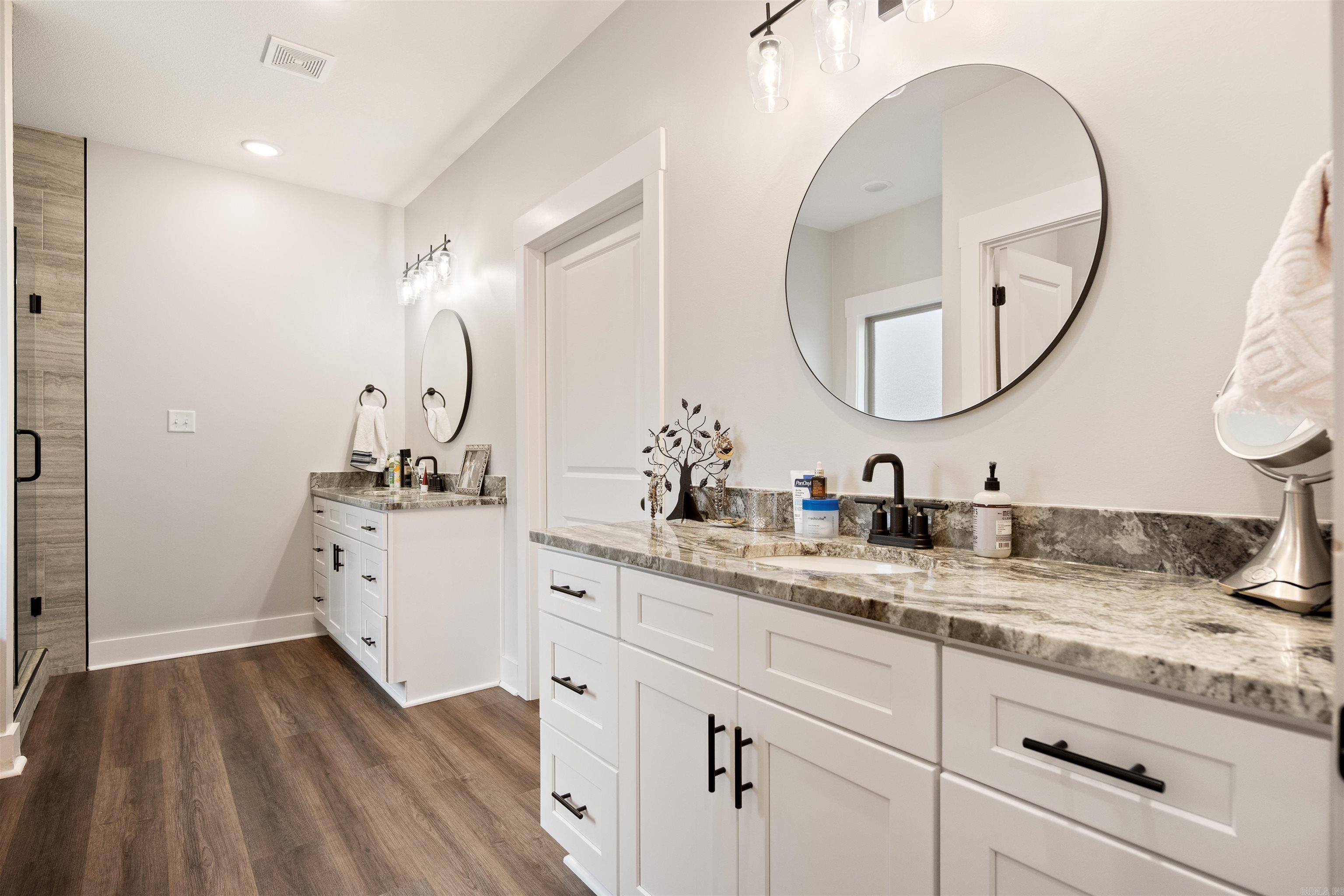 WHISPERING HILLS - Residential