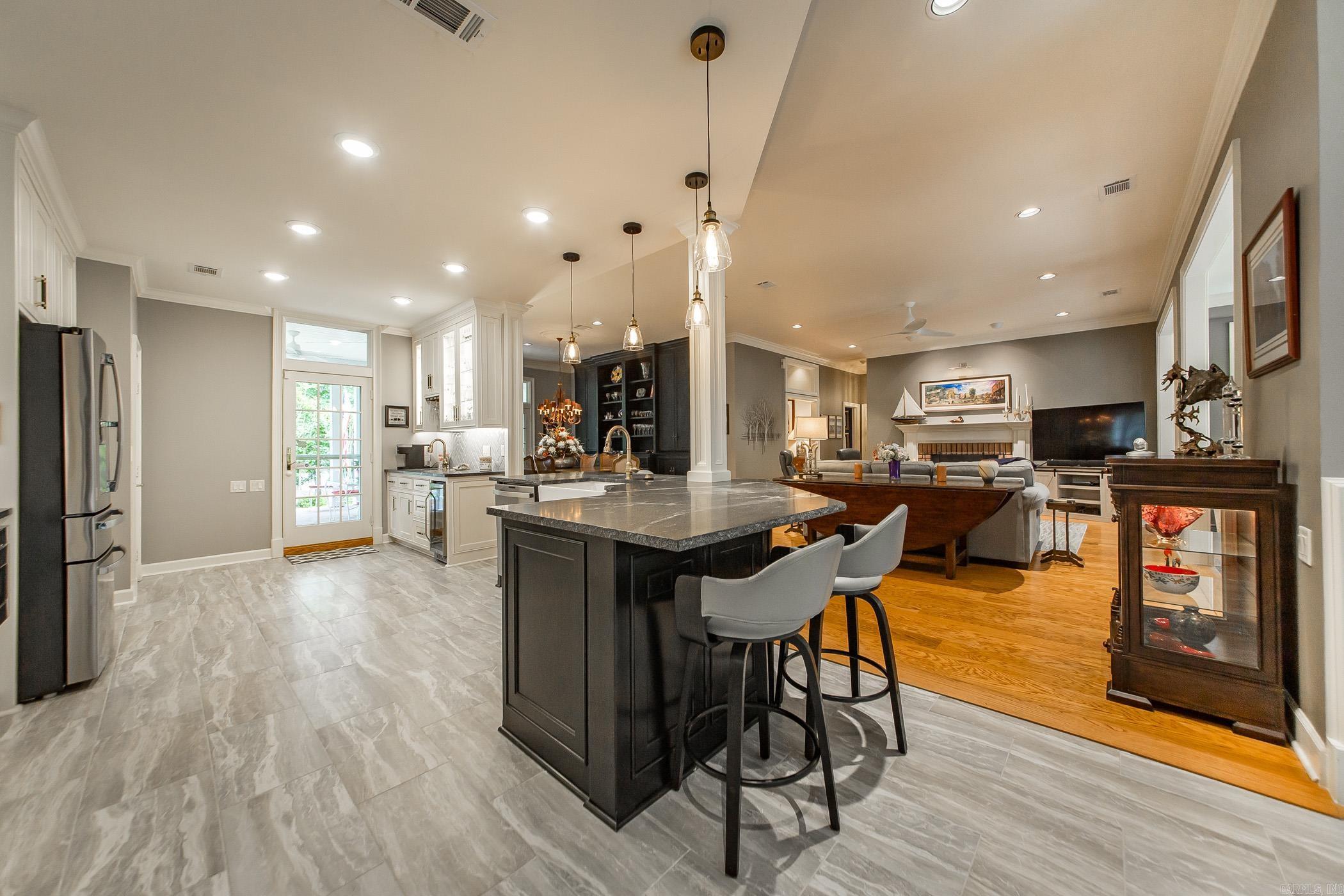 MOUNTAIN RANCH - Residential