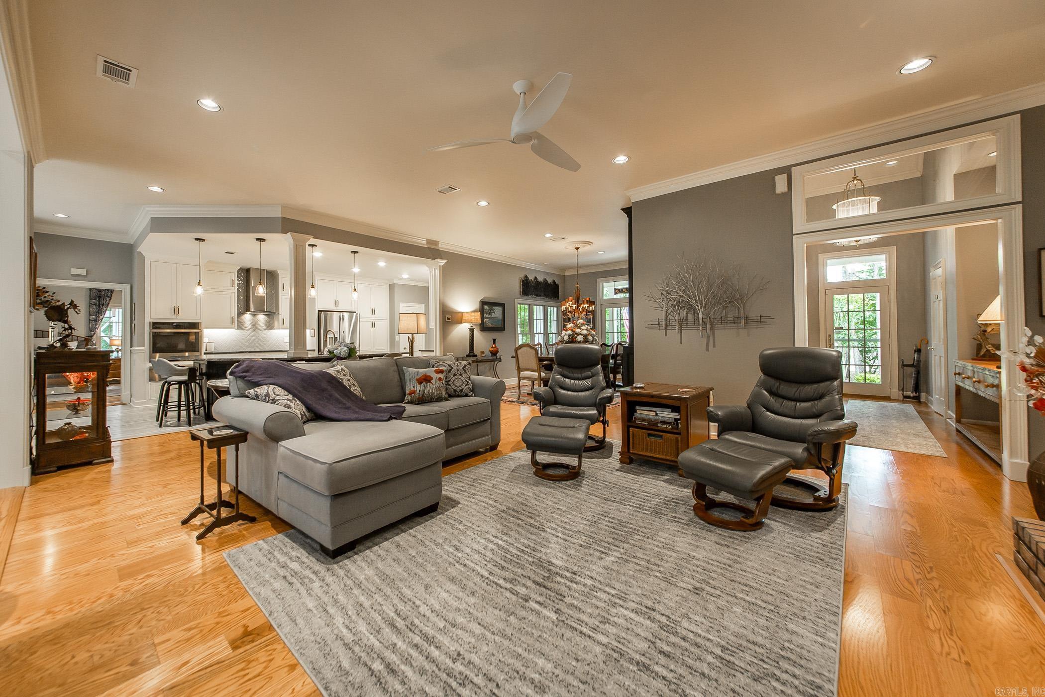 MOUNTAIN RANCH - Residential