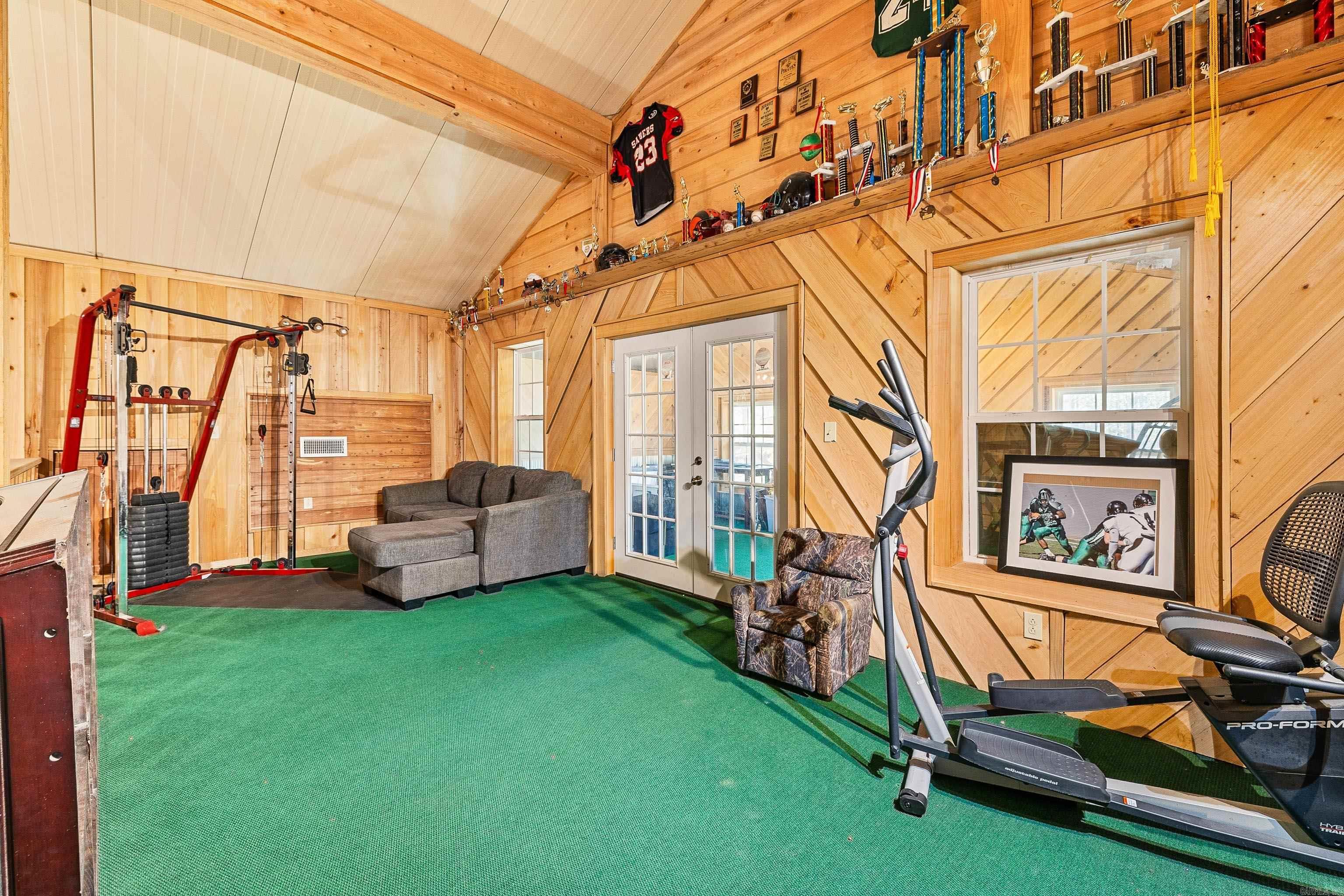 Metes & Bounds - Residential