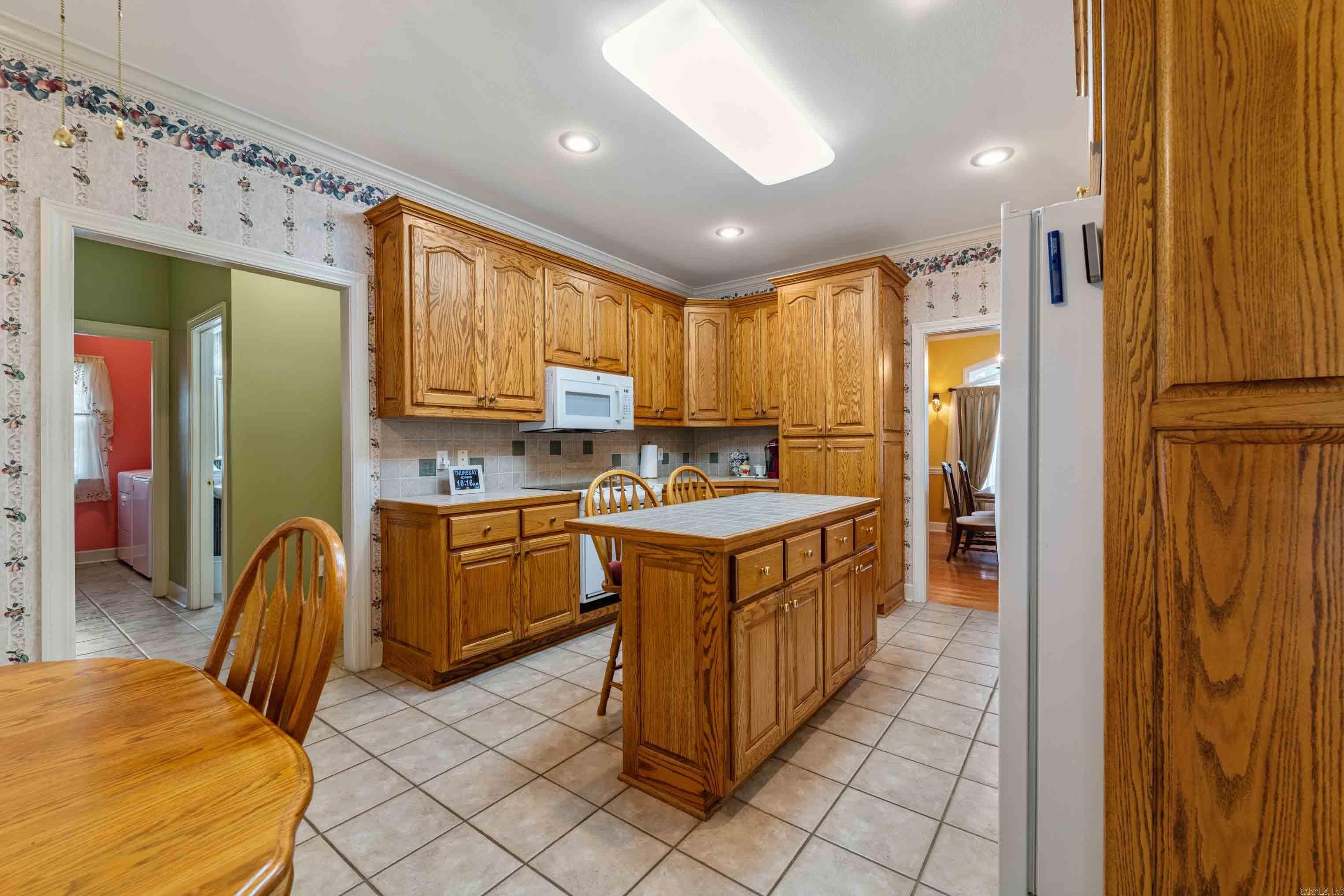 LEXINGTON PARK - Residential