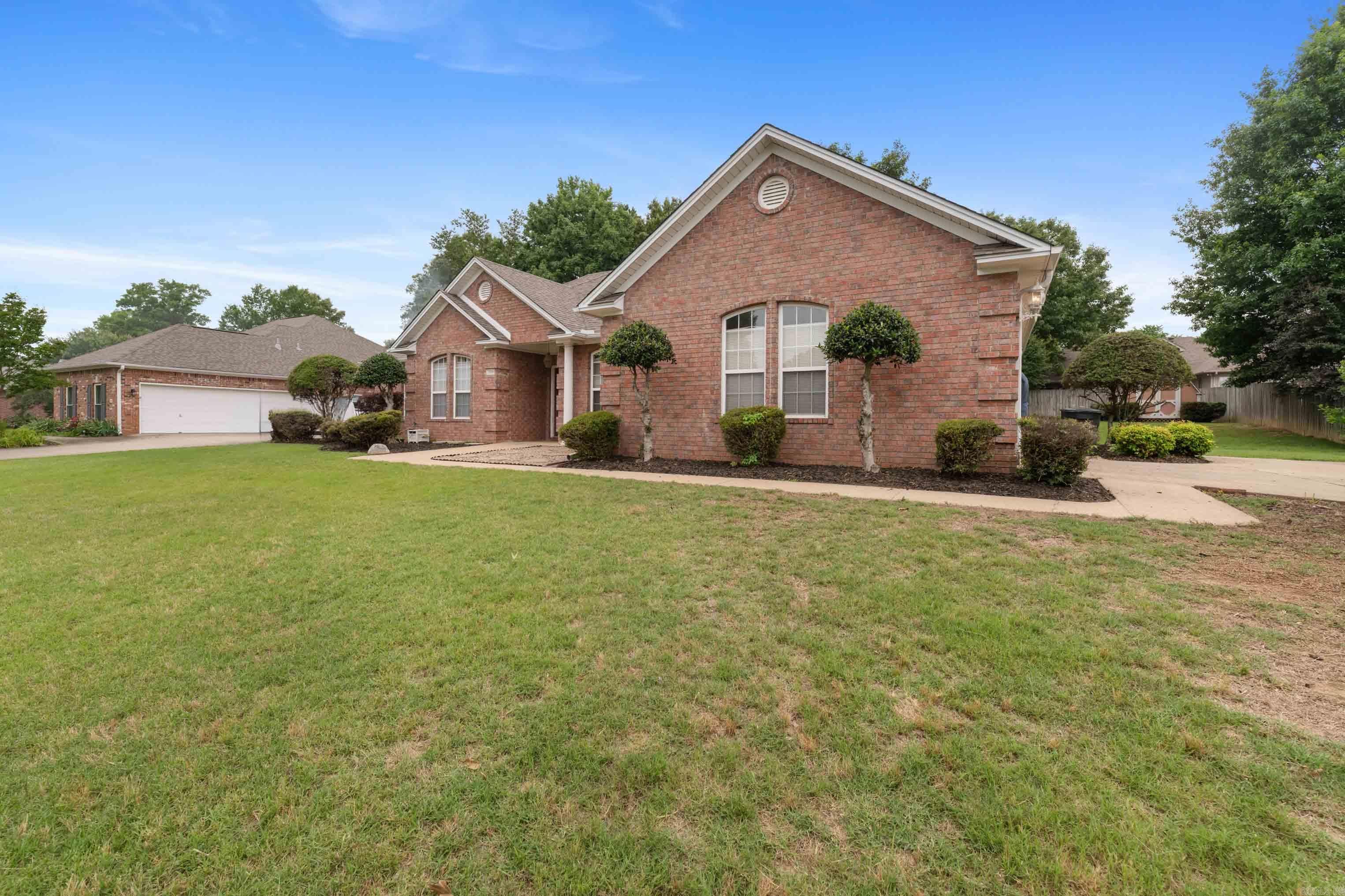 LEXINGTON PARK - Residential