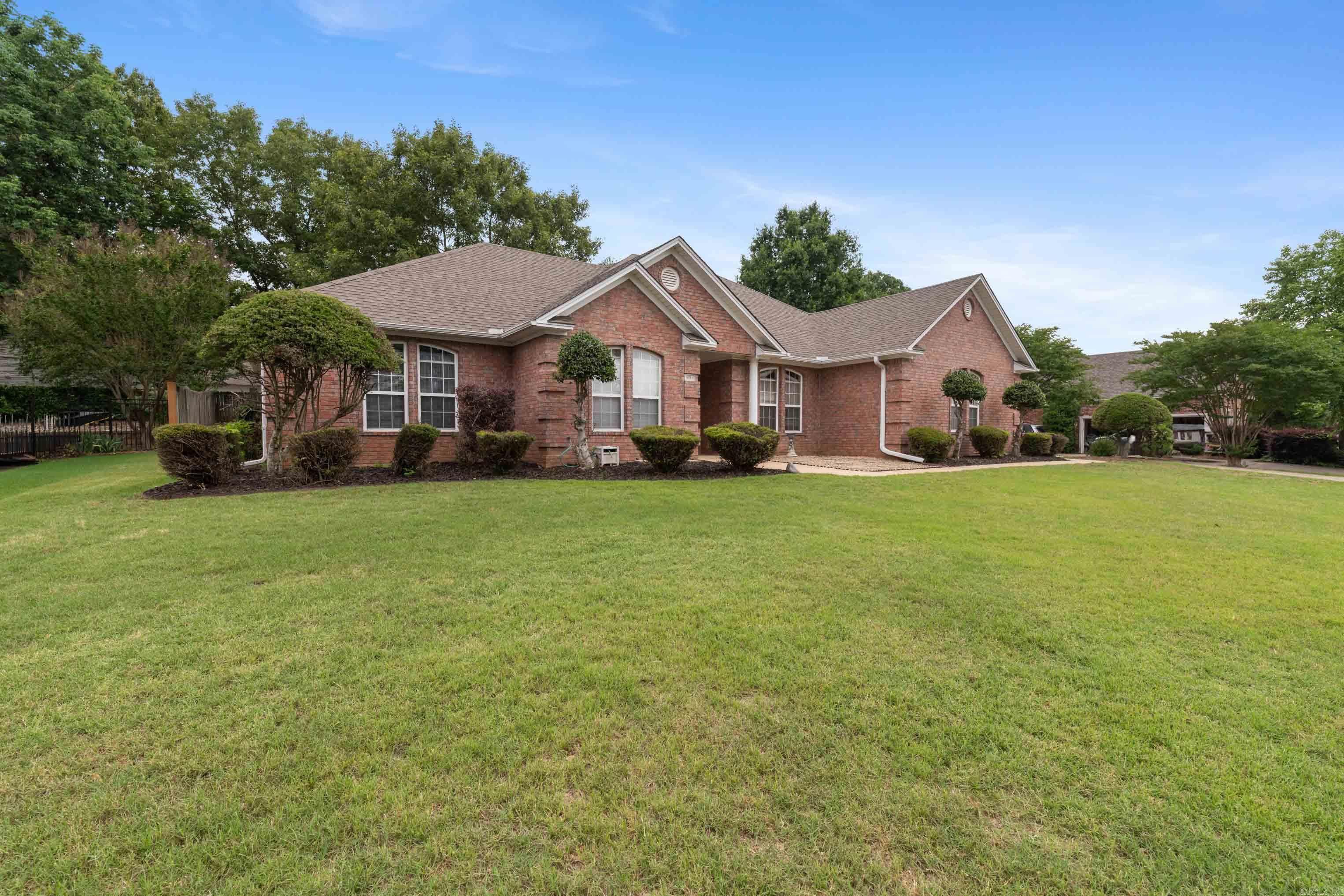 LEXINGTON PARK - Residential