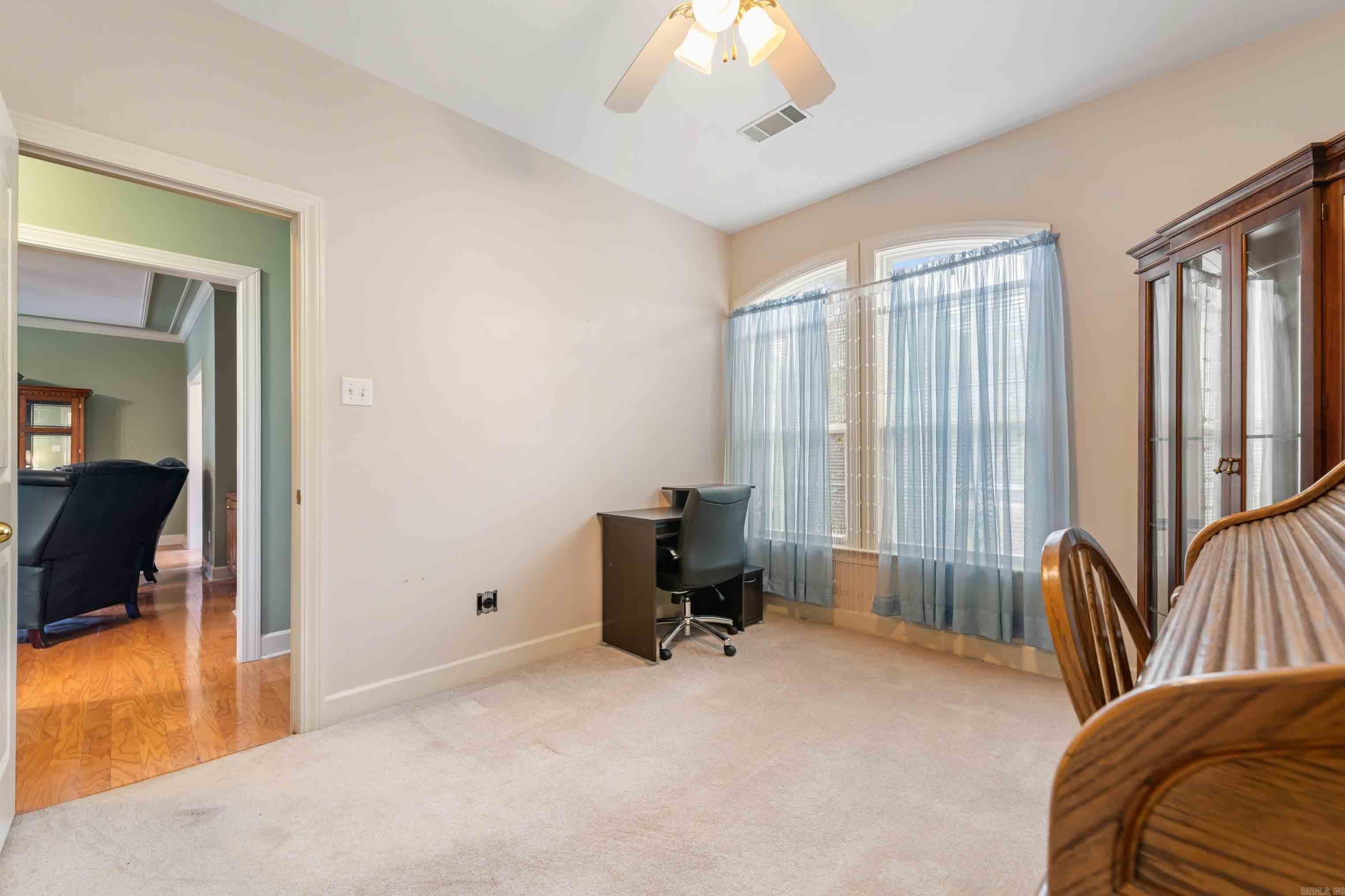 LEXINGTON PARK - Residential