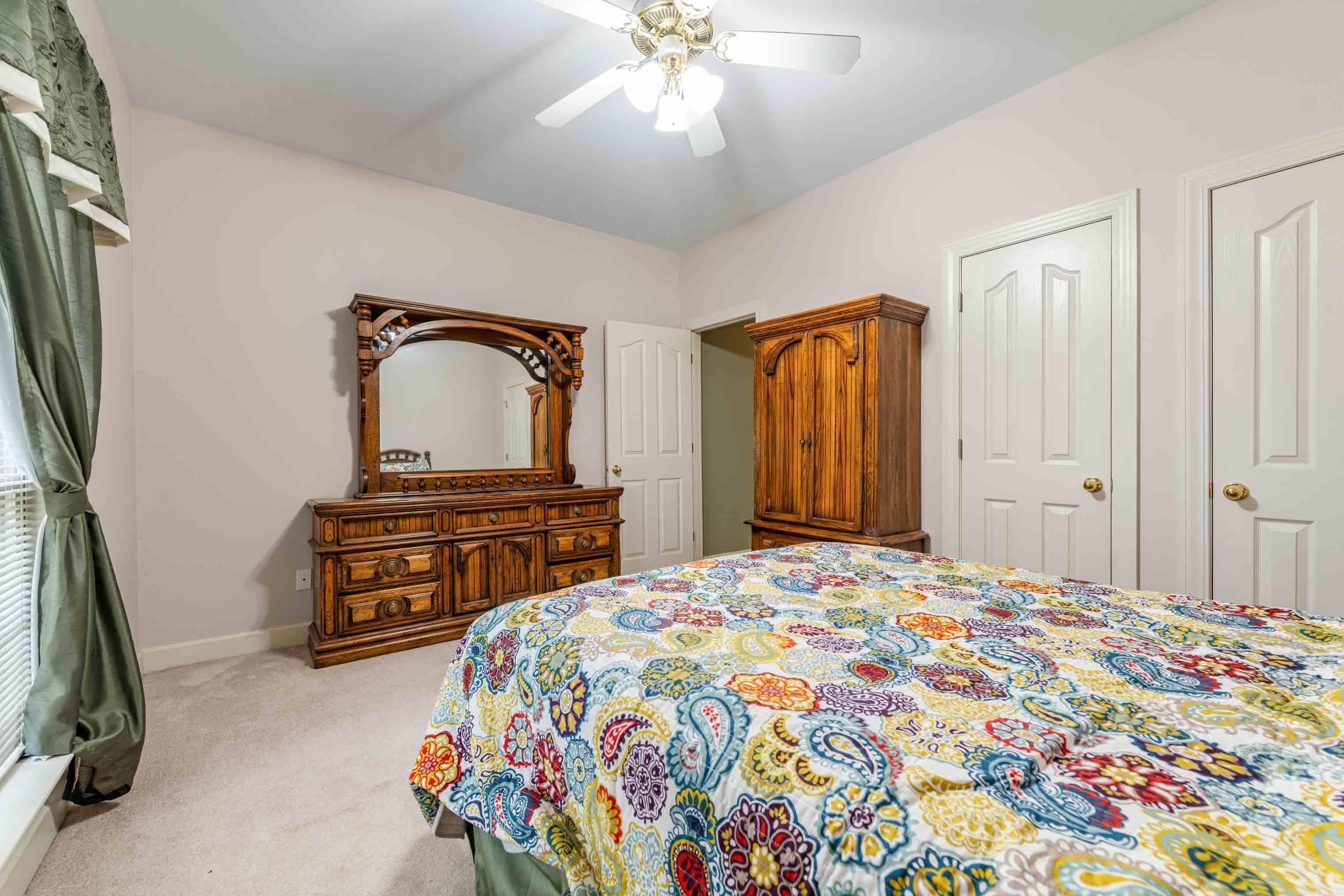 LEXINGTON PARK - Residential