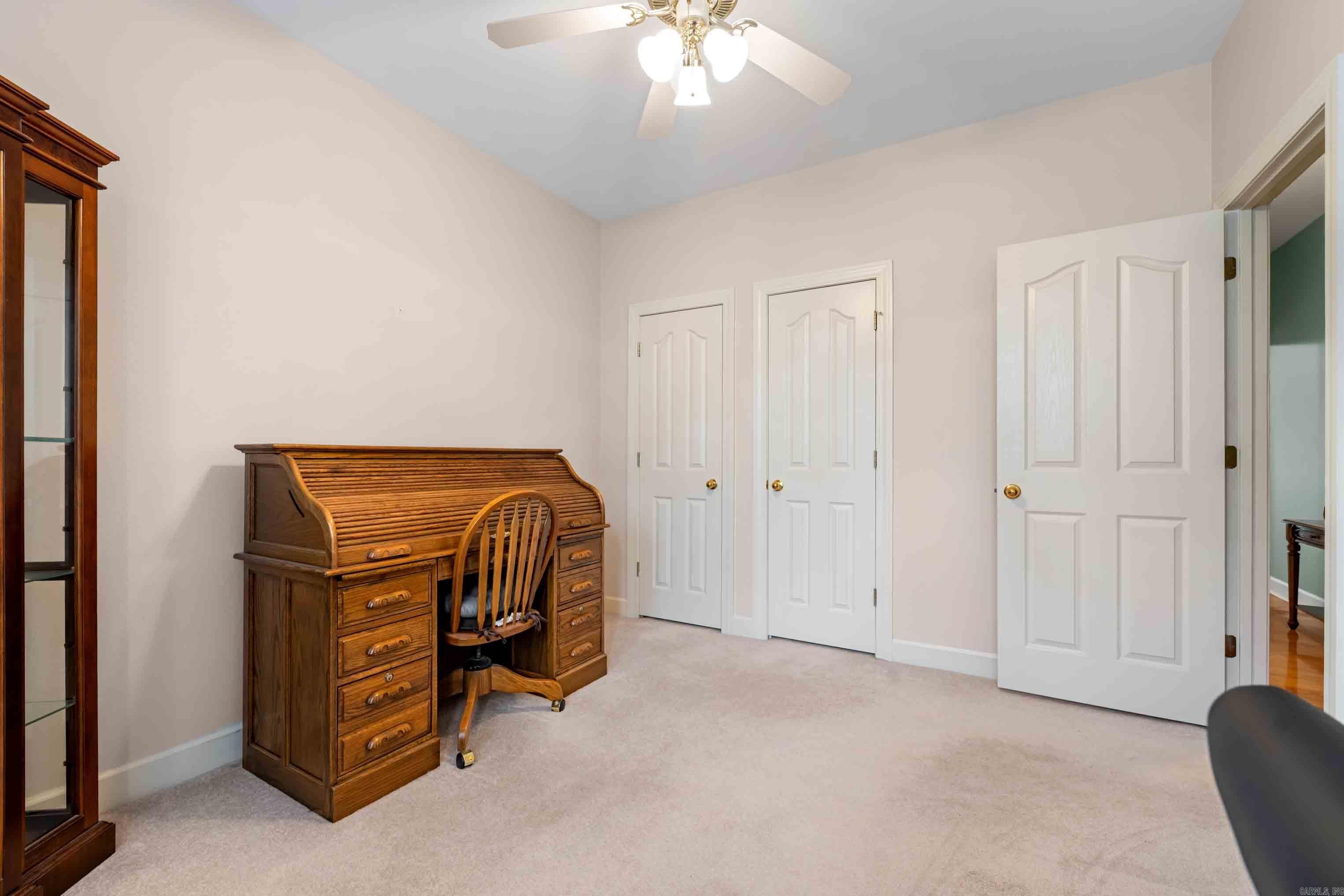 LEXINGTON PARK - Residential