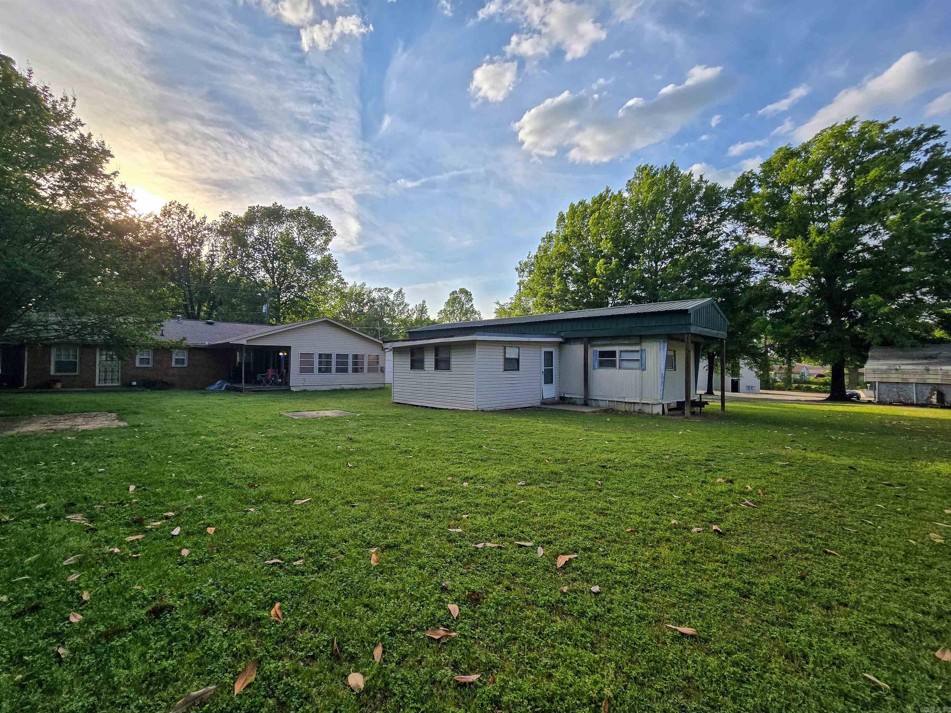 Metes & Bounds - Residential Income