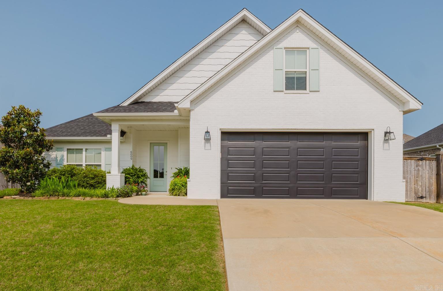 IMMACULATE 4/2 bath home in the perfect location just minutes from Springhill Elementary and Bethel Middle! This home has a fantastic layout! You will be amazed when you step in the front door. Open concept living with GORGEOUS luxury vinyl plank flooring, gas log fireplace with built ins. Dream kitchen with Stainless steel appliances, granite slab countertops, breakfast bar island and a pantry! Spacious master suite set apart with double vanities, walk in shower and huge walk in closet. Great sized spare bedrooms with one upstairs. Backyard boasts covered patio and is fully fenced. Separate laundry room. This home is a SHOWSTOPPER! Agents see remarks.