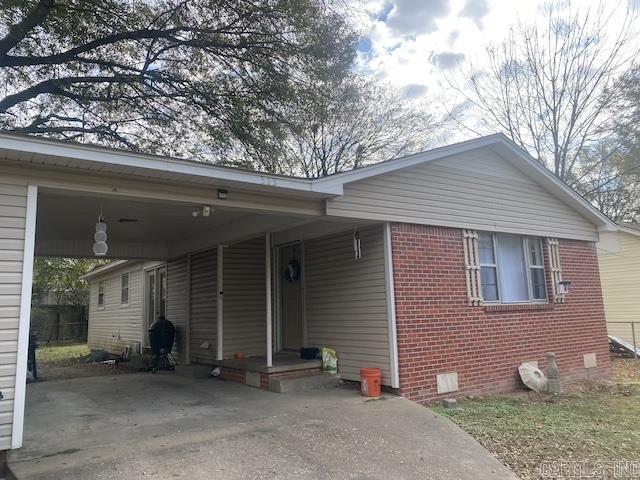 TROUTT - Residential