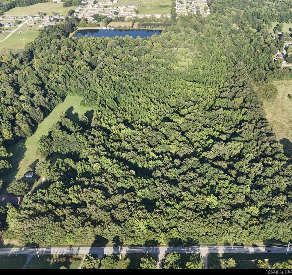 19 Acres on North Rockingchair Road. Prime property in a desirable location with multiple possibilities. In city limits on westside of Paragould. City utilities available .