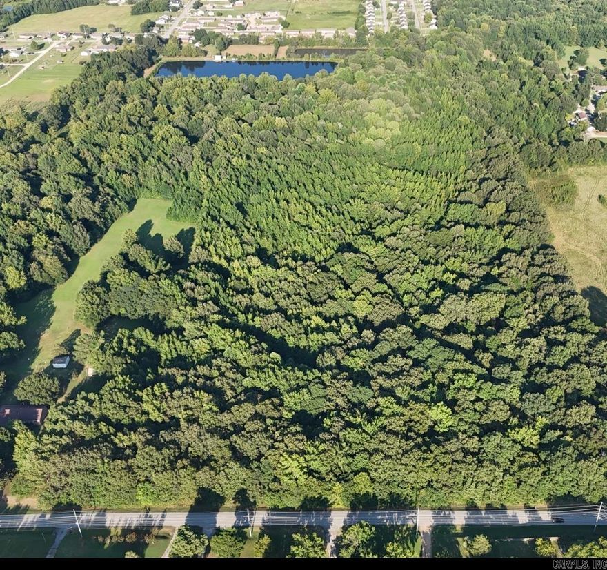 19 Acres on North Rockingchair Road. Prime property in a desirable location with multiple possibilities. In city limits on westside of Paragould. City utilities available .