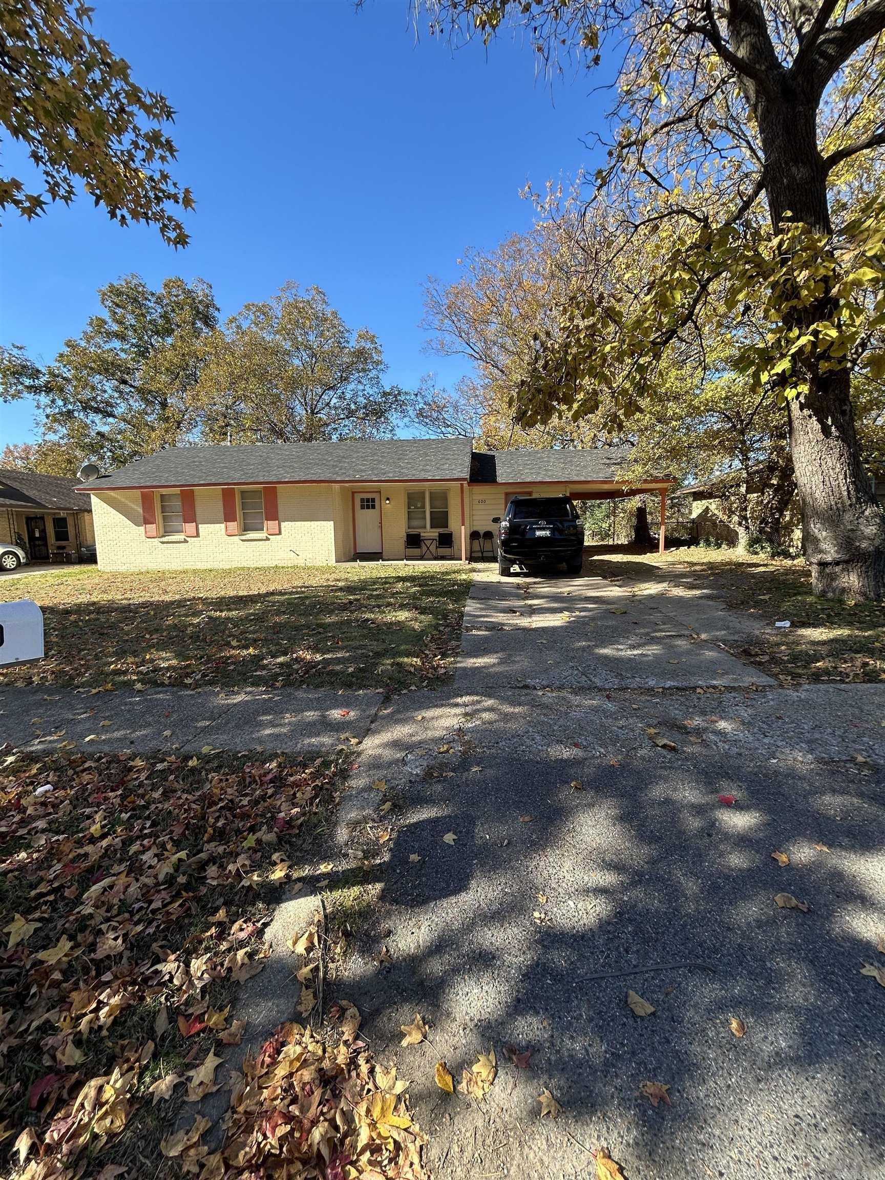 WEST MEMPHIS - Residential