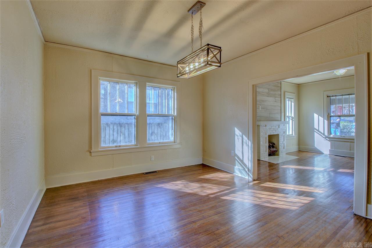 PULASKI HEIGHTS - Residential