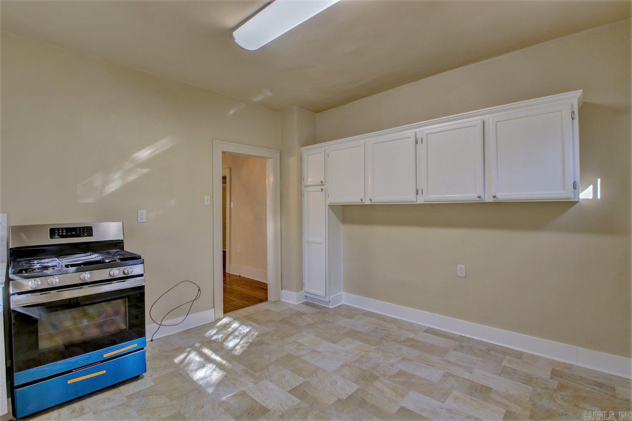 PULASKI HEIGHTS - Residential