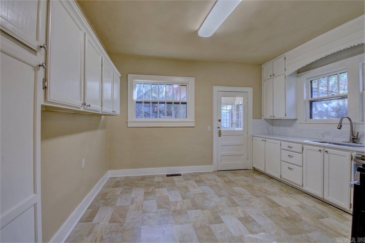 PULASKI HEIGHTS - Residential