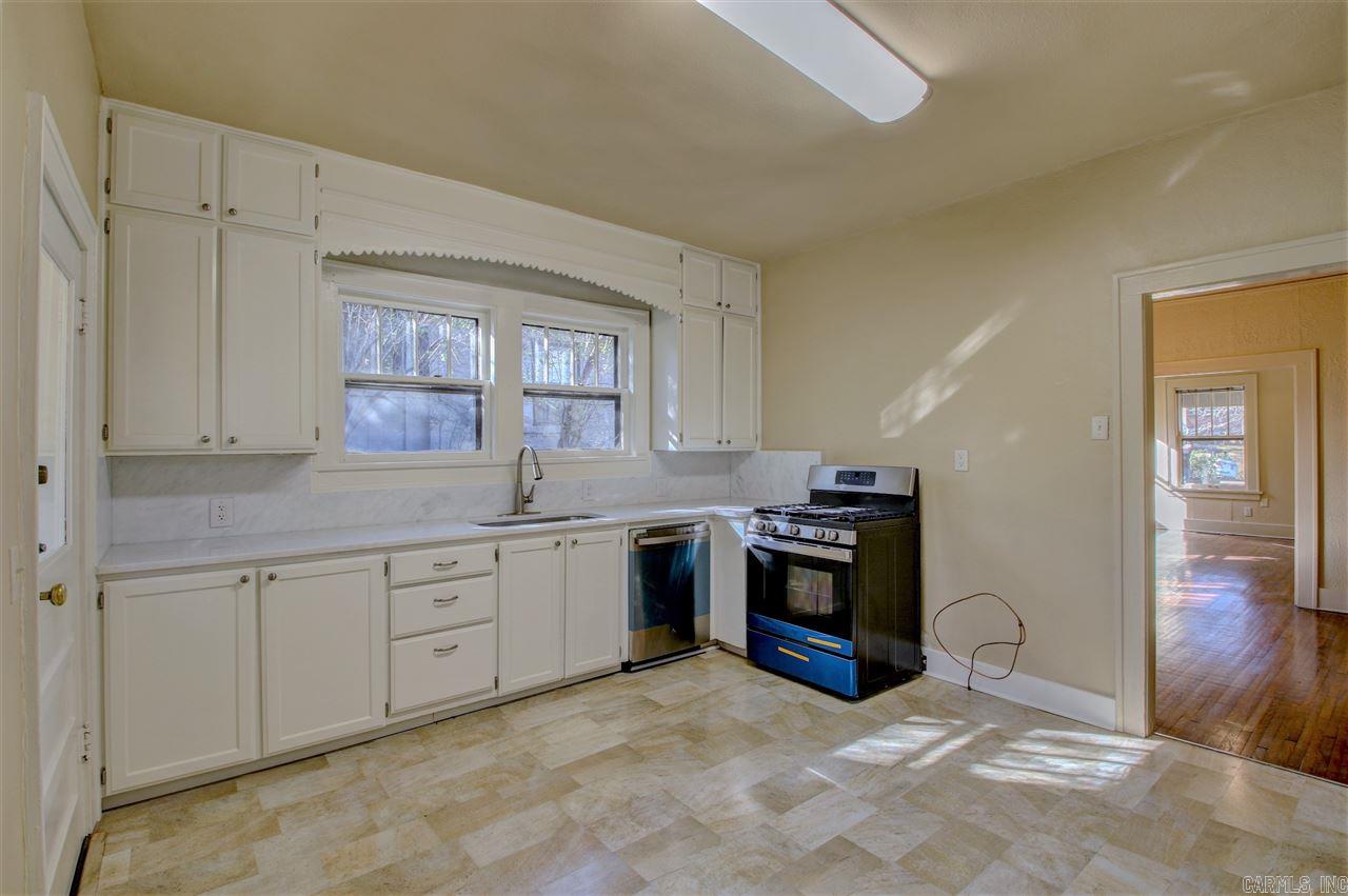 PULASKI HEIGHTS - Residential