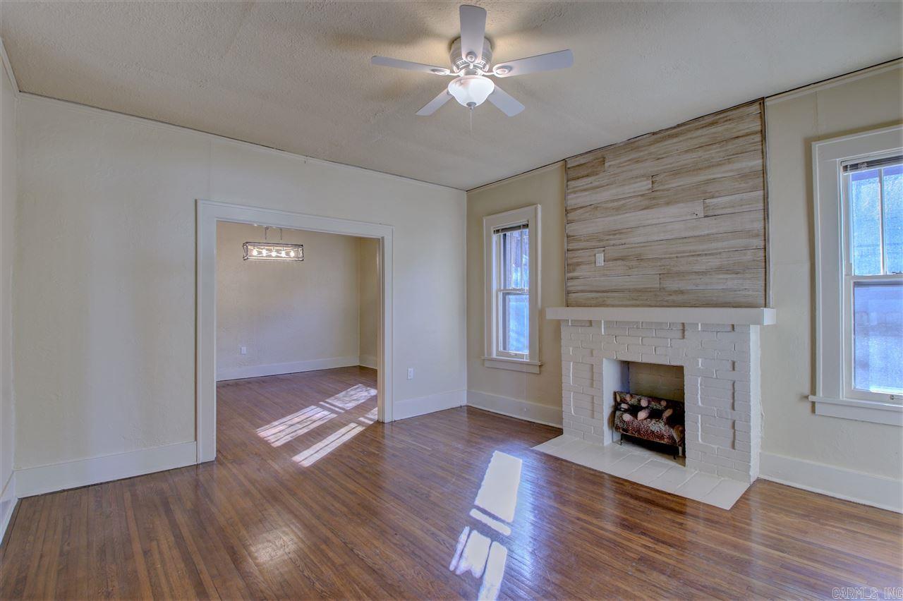 PULASKI HEIGHTS - Residential