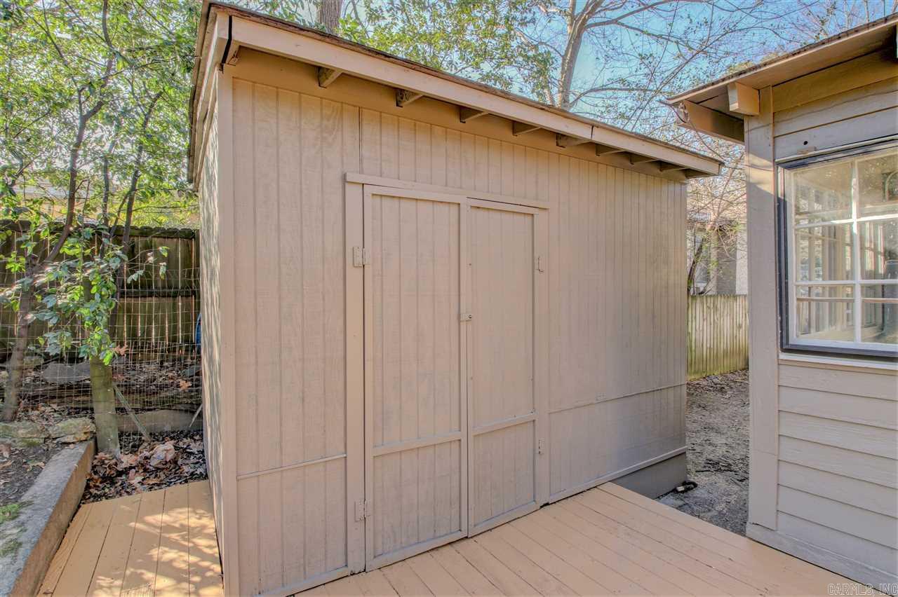 PULASKI HEIGHTS - Residential