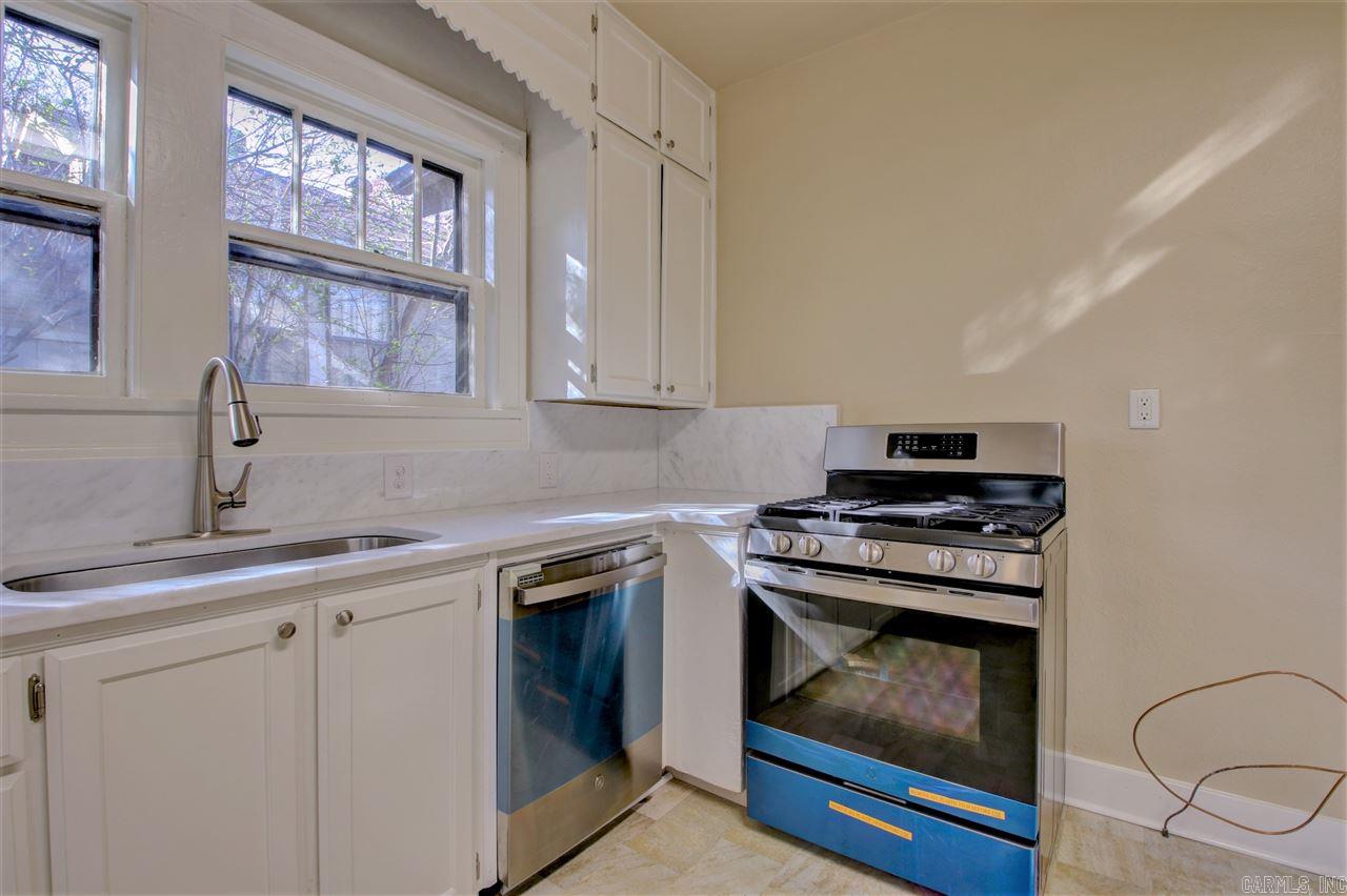 PULASKI HEIGHTS - Residential