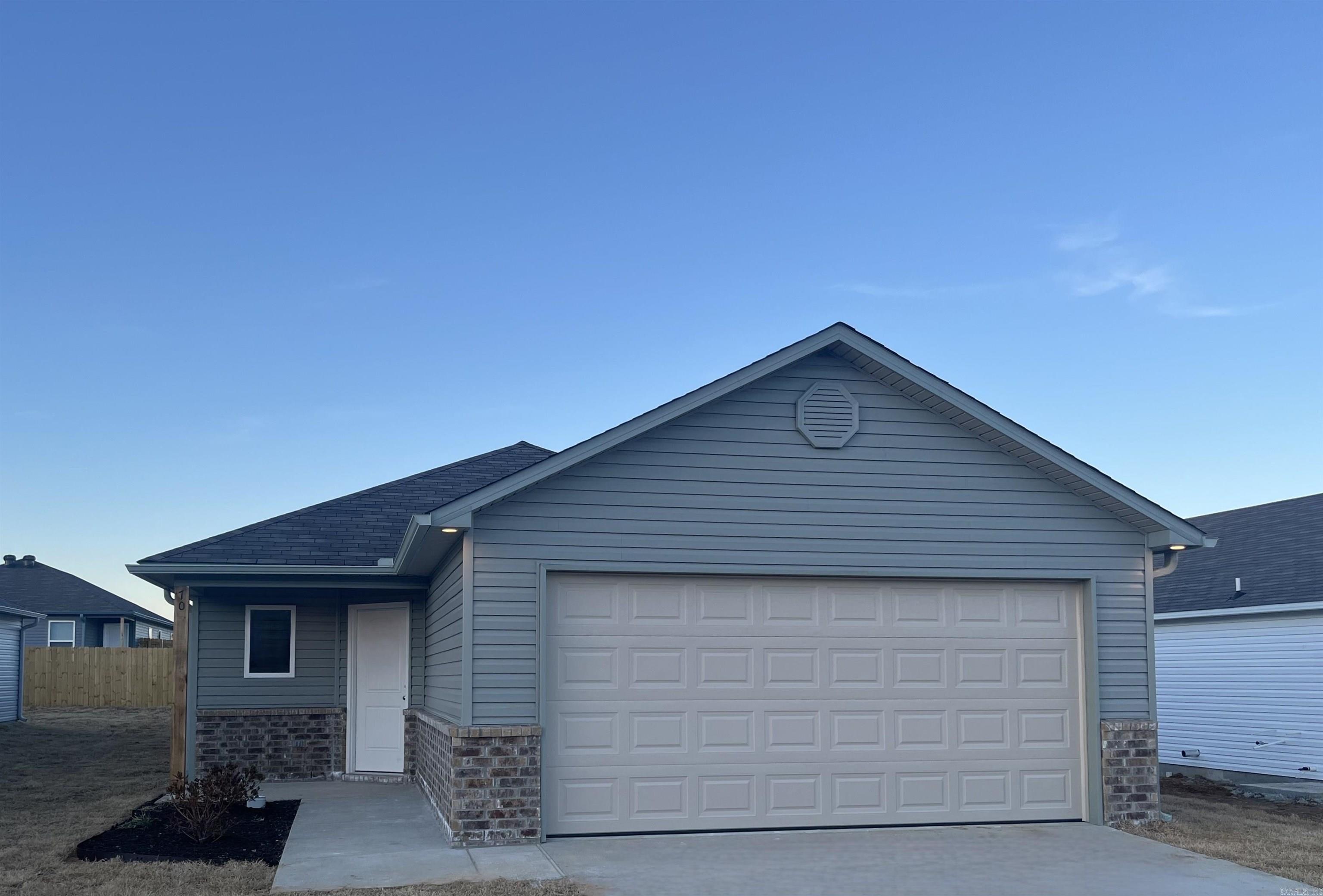 STAGECOACH MEADOWS - Residential