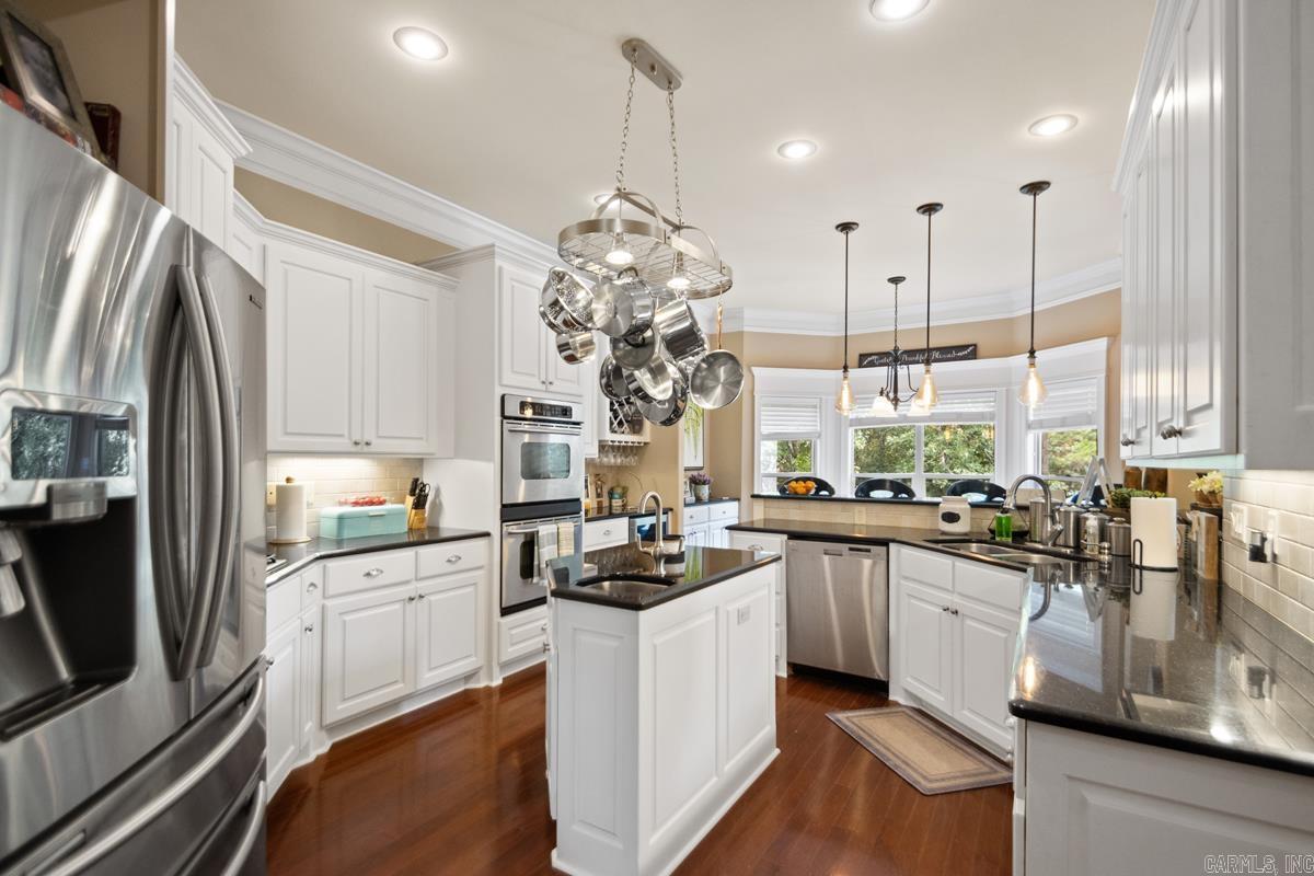 CHENAL VALLEY CHEMIN COURT - Residential