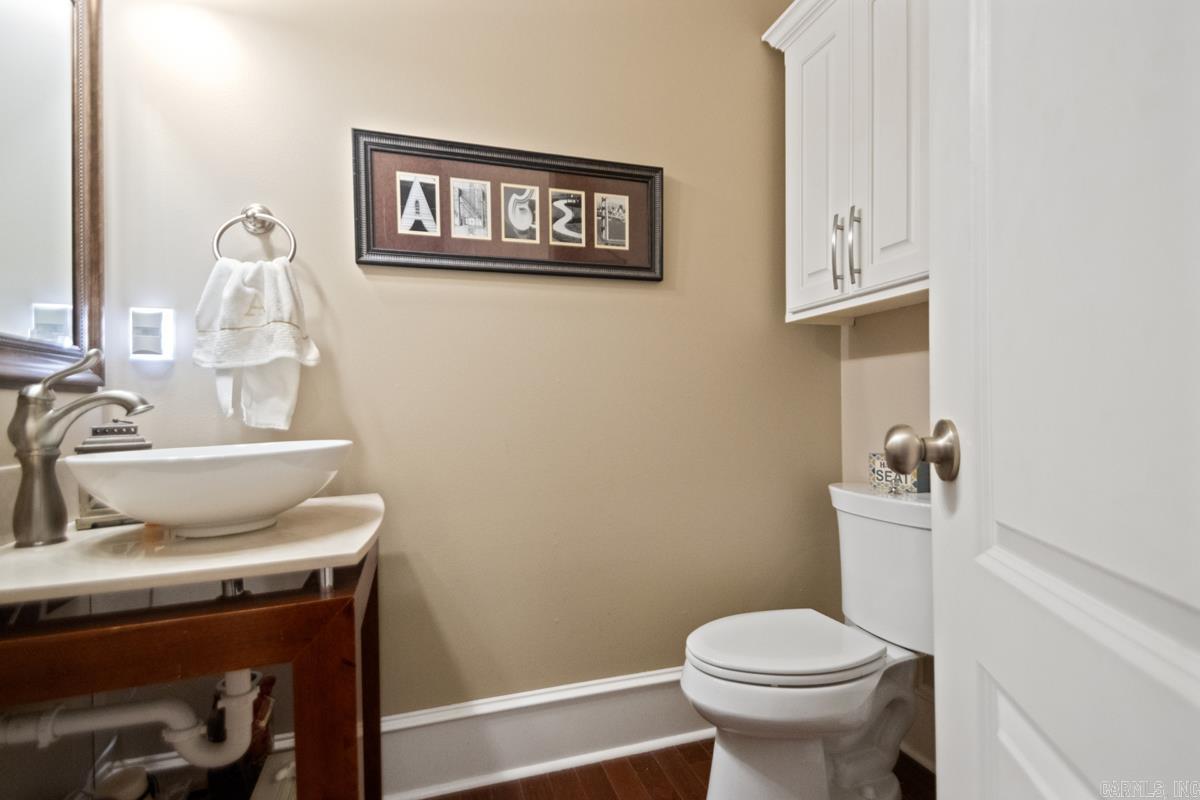 CHENAL VALLEY CHEMIN COURT - Residential