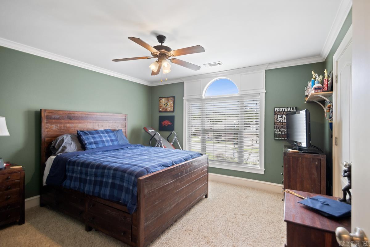 CHENAL VALLEY CHEMIN COURT - Residential