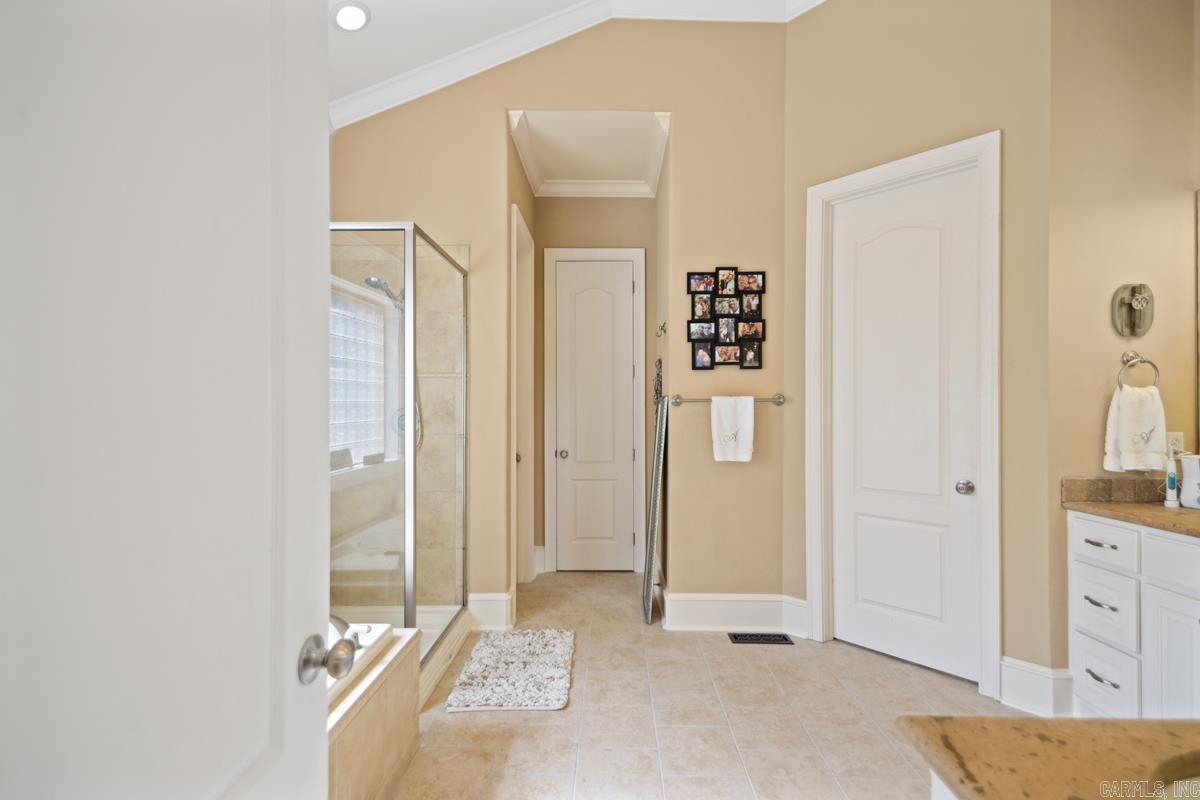 CHENAL VALLEY CHEMIN COURT - Residential