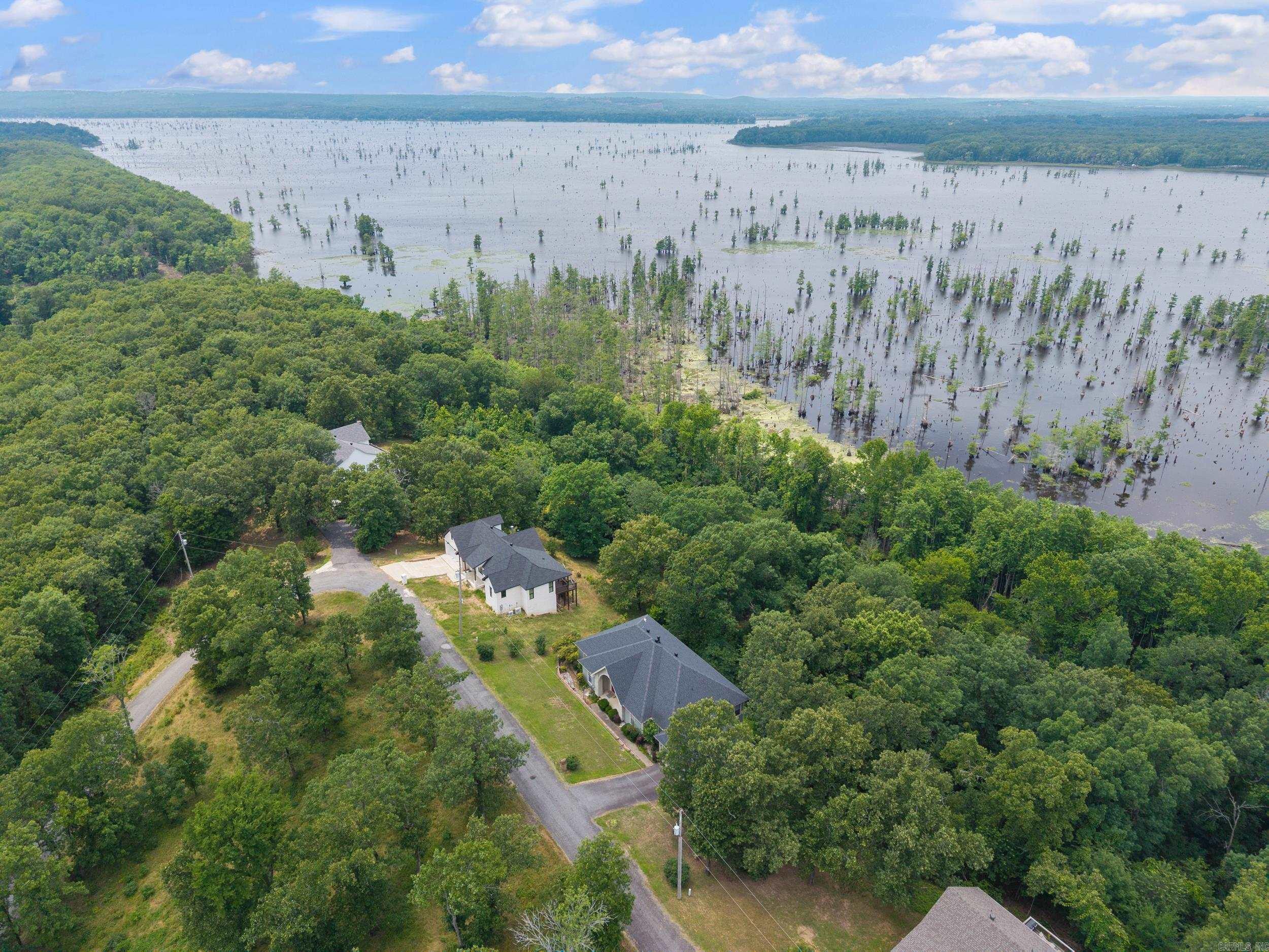 CANTERBERRY POINT - Residential